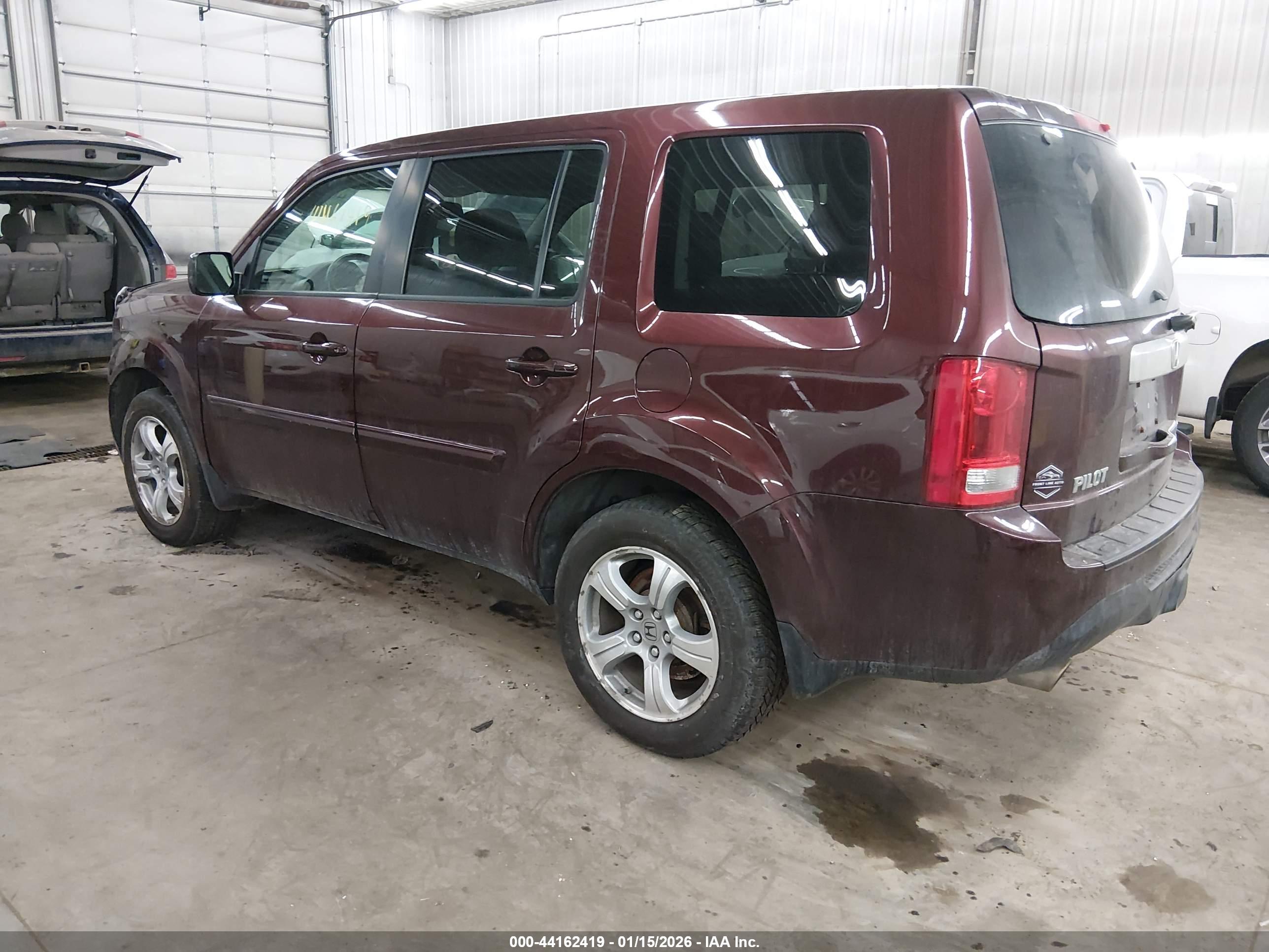 HONDA PILOT image 3
