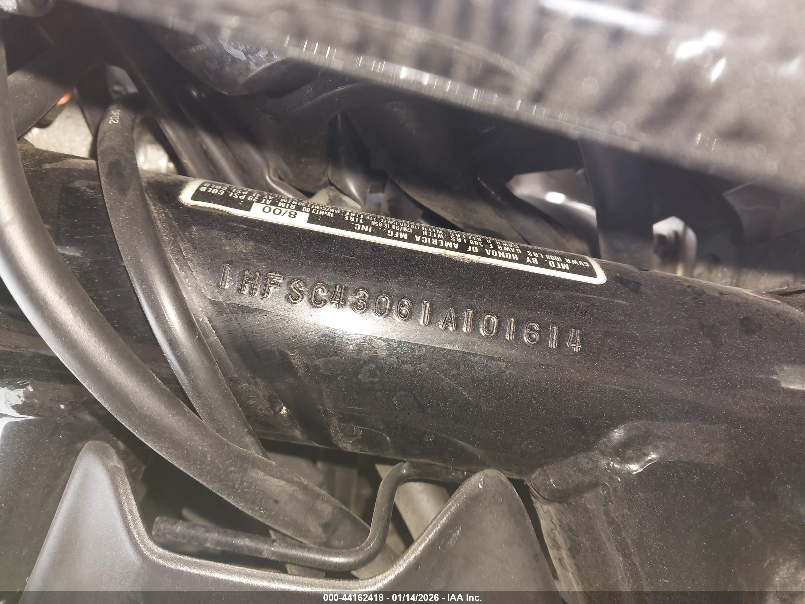HONDA VT1100 image 10