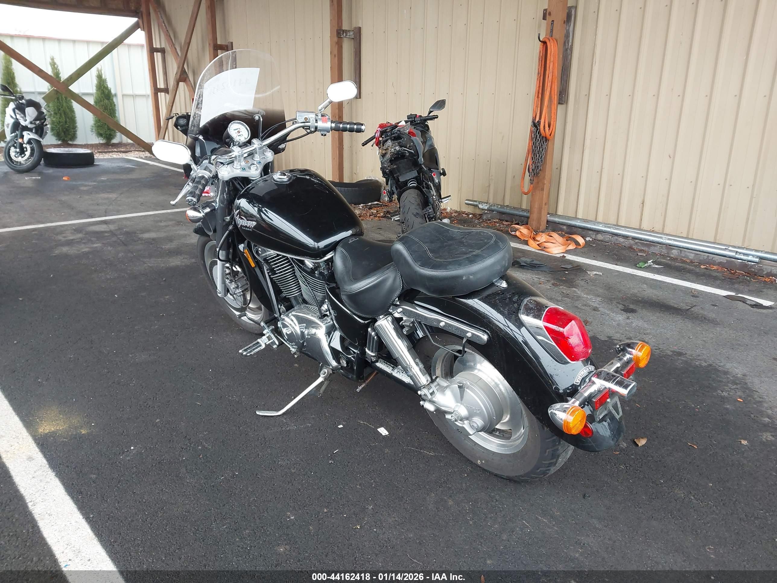 HONDA VT1100 image 3