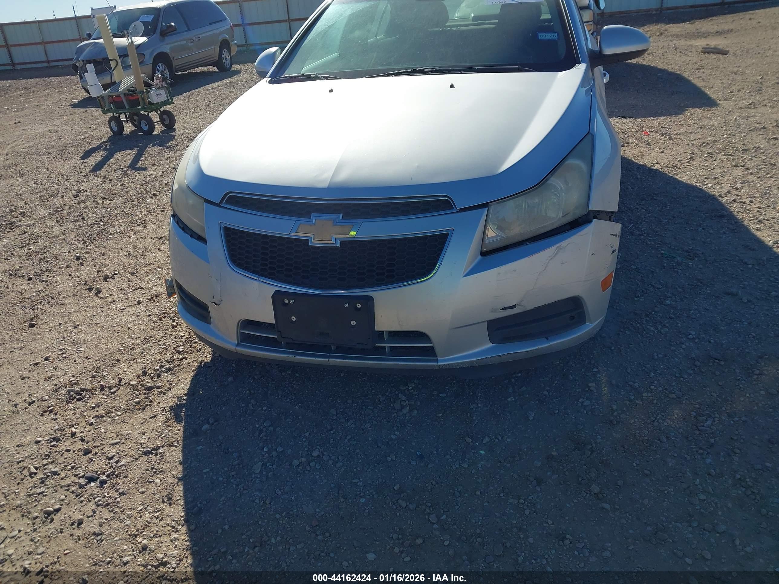 CHEVROLET CRUZE image 6