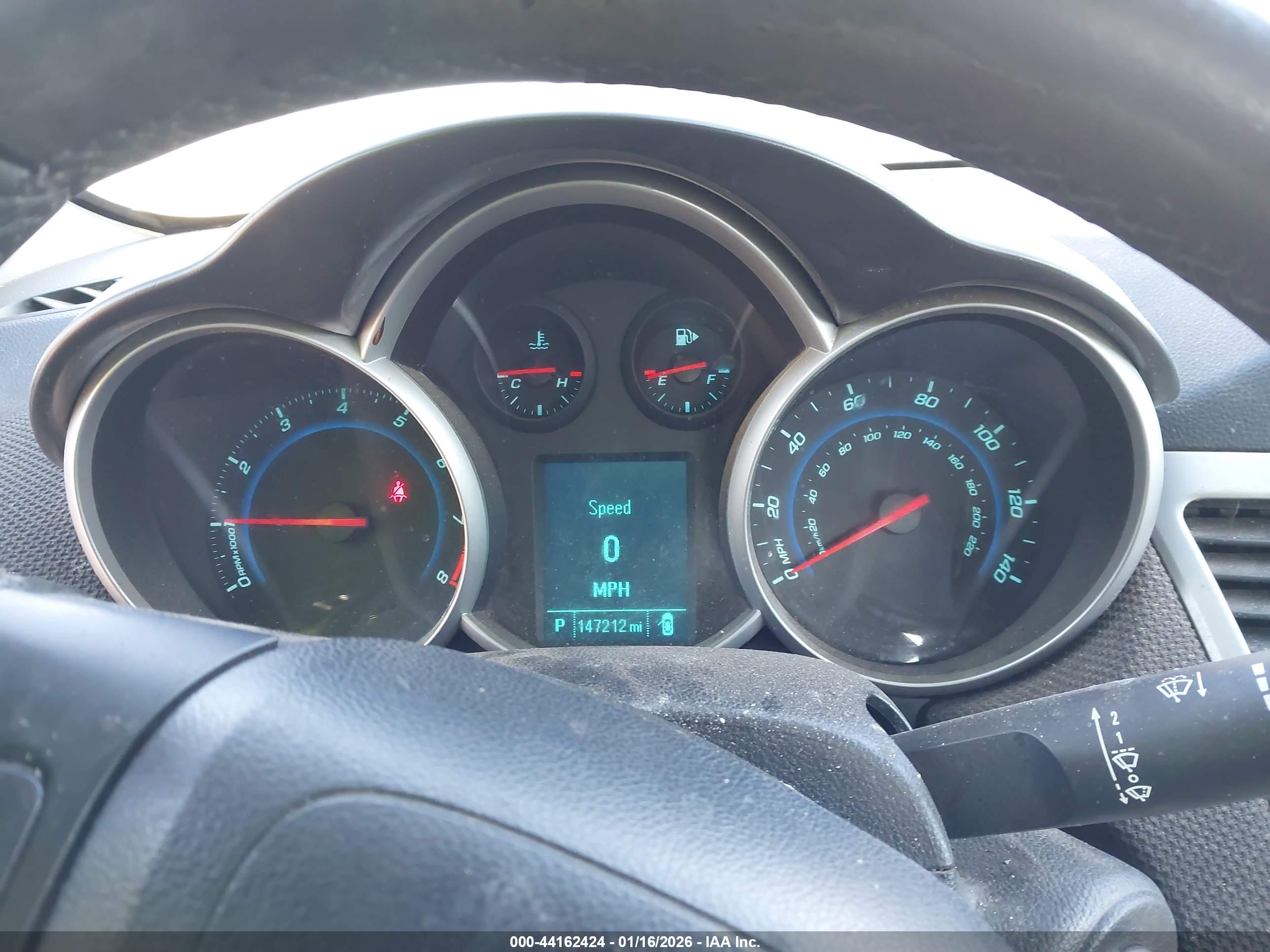 CHEVROLET CRUZE image 7