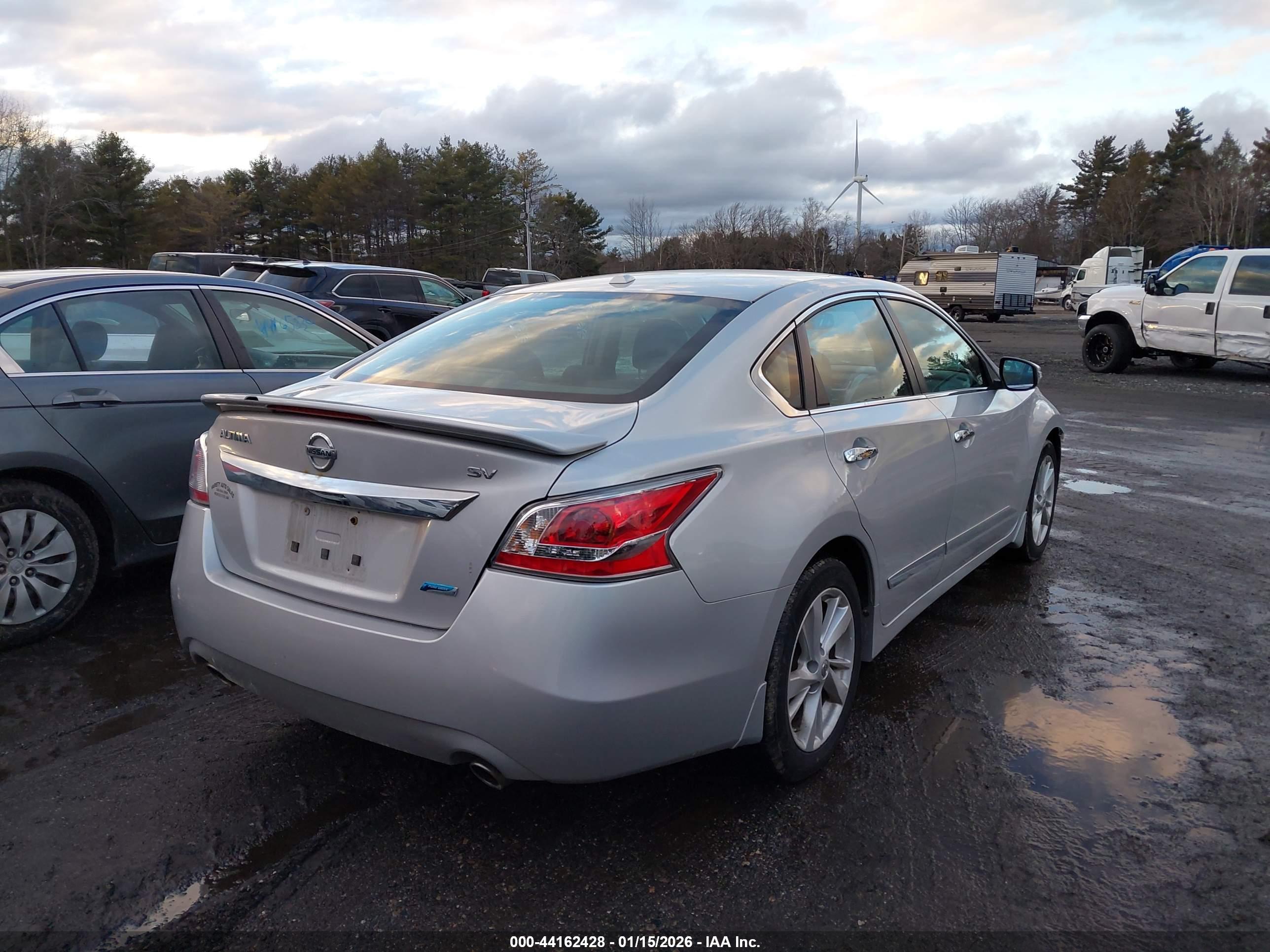 NISSAN ALTIMA image 4