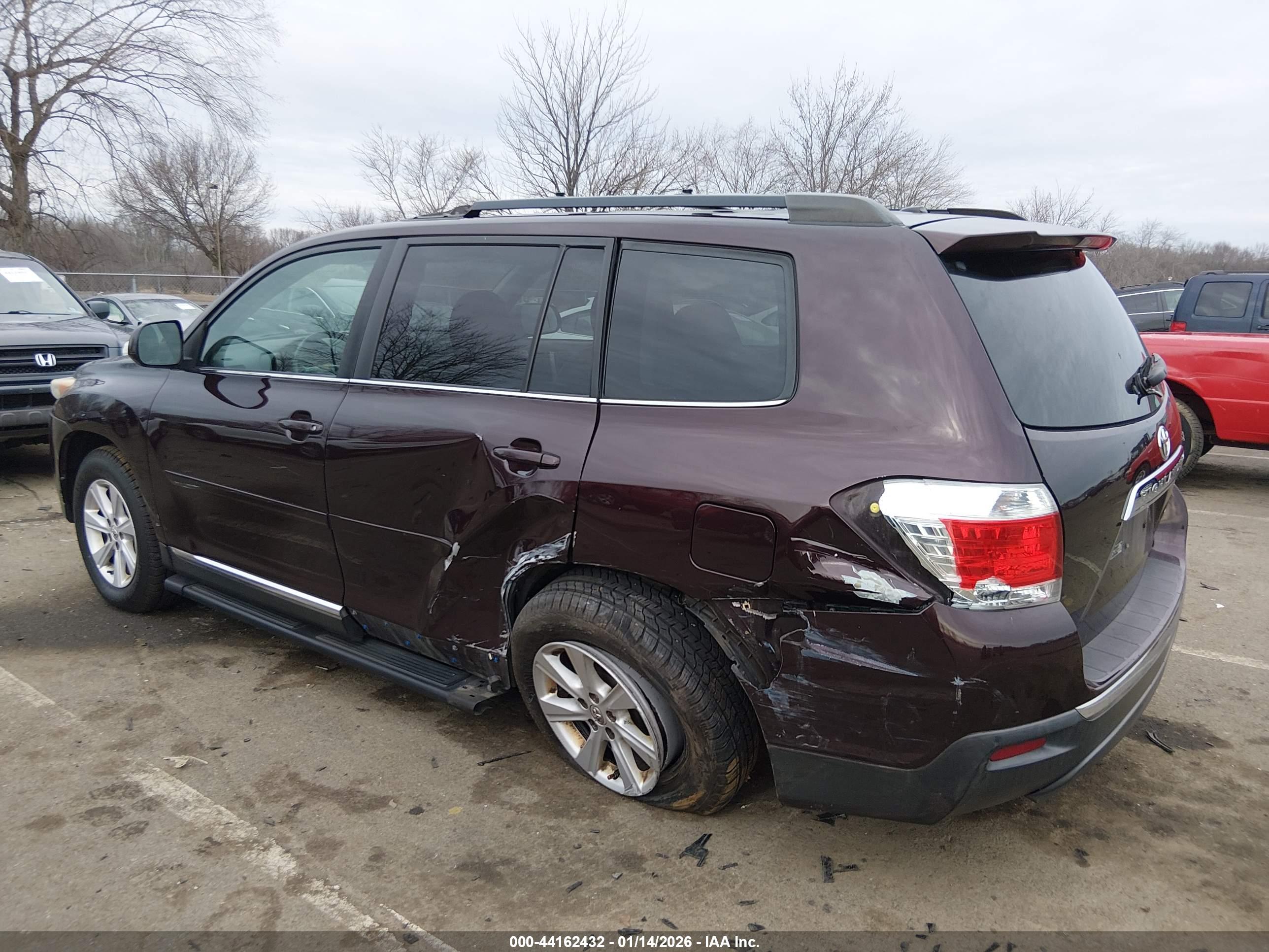 TOYOTA HIGHLANDER image 6