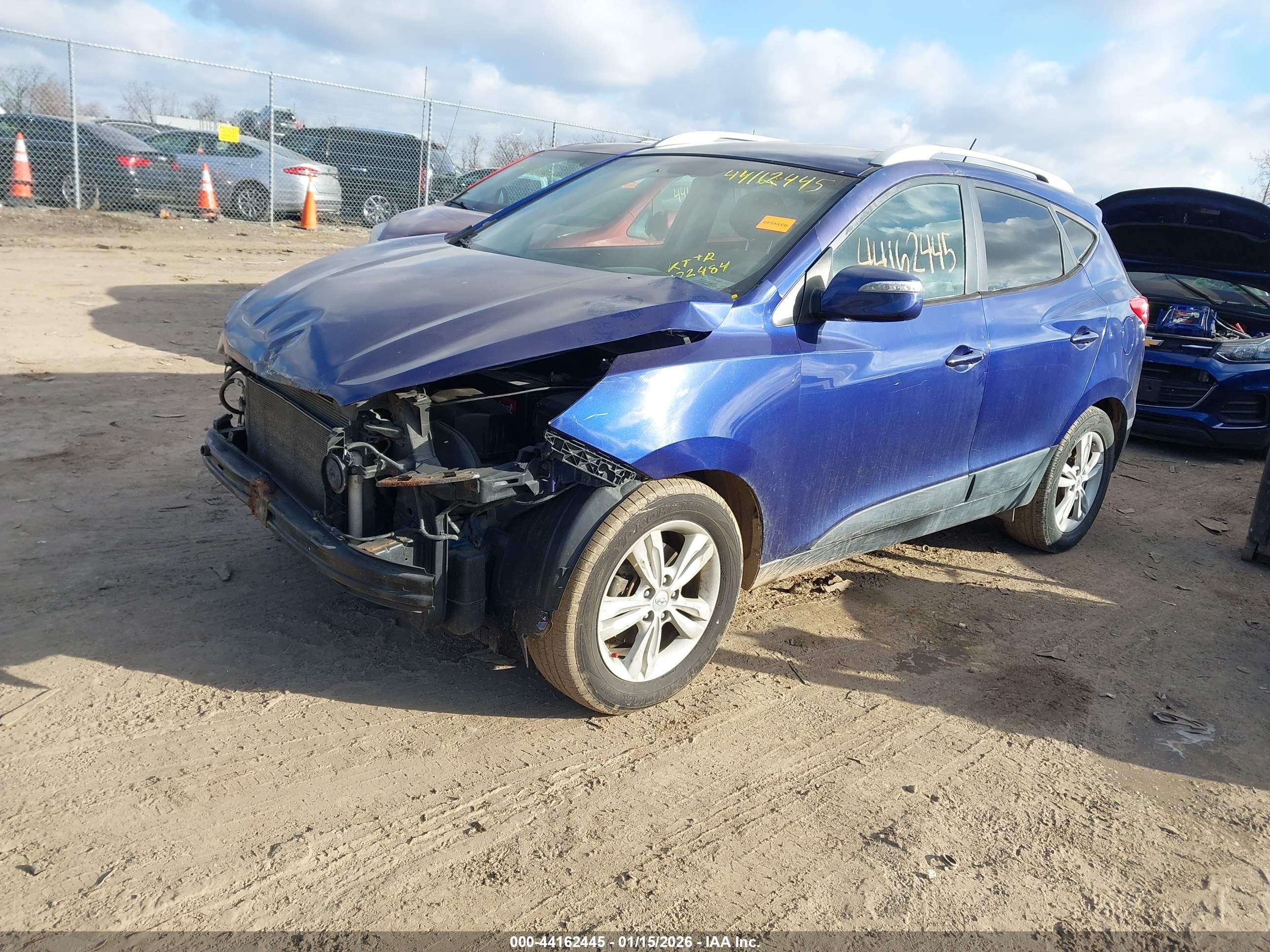 HYUNDAI TUCSON image 2