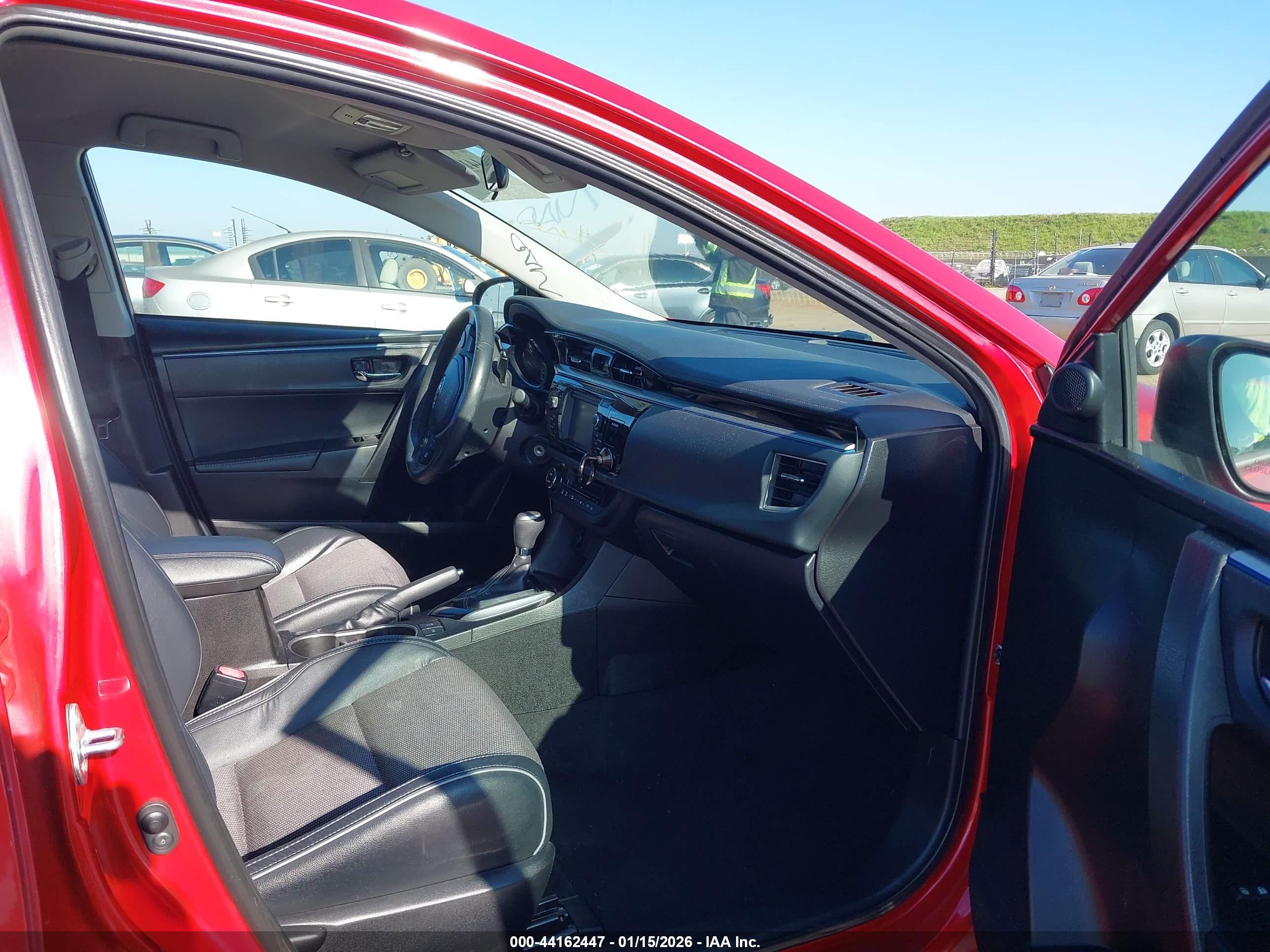 TOYOTA COROLLA image 5