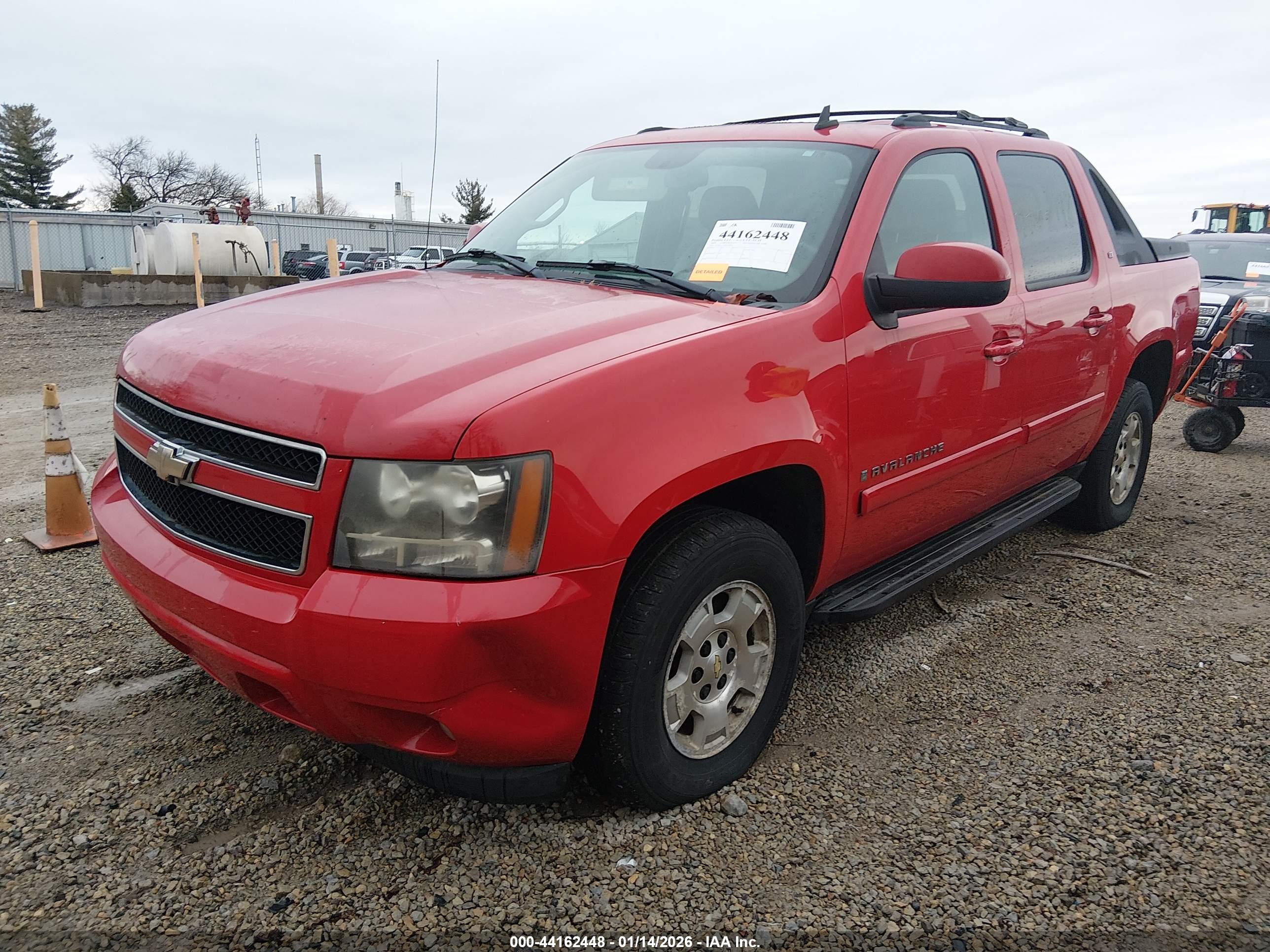 CHEVROLET AVALANCHE image 2