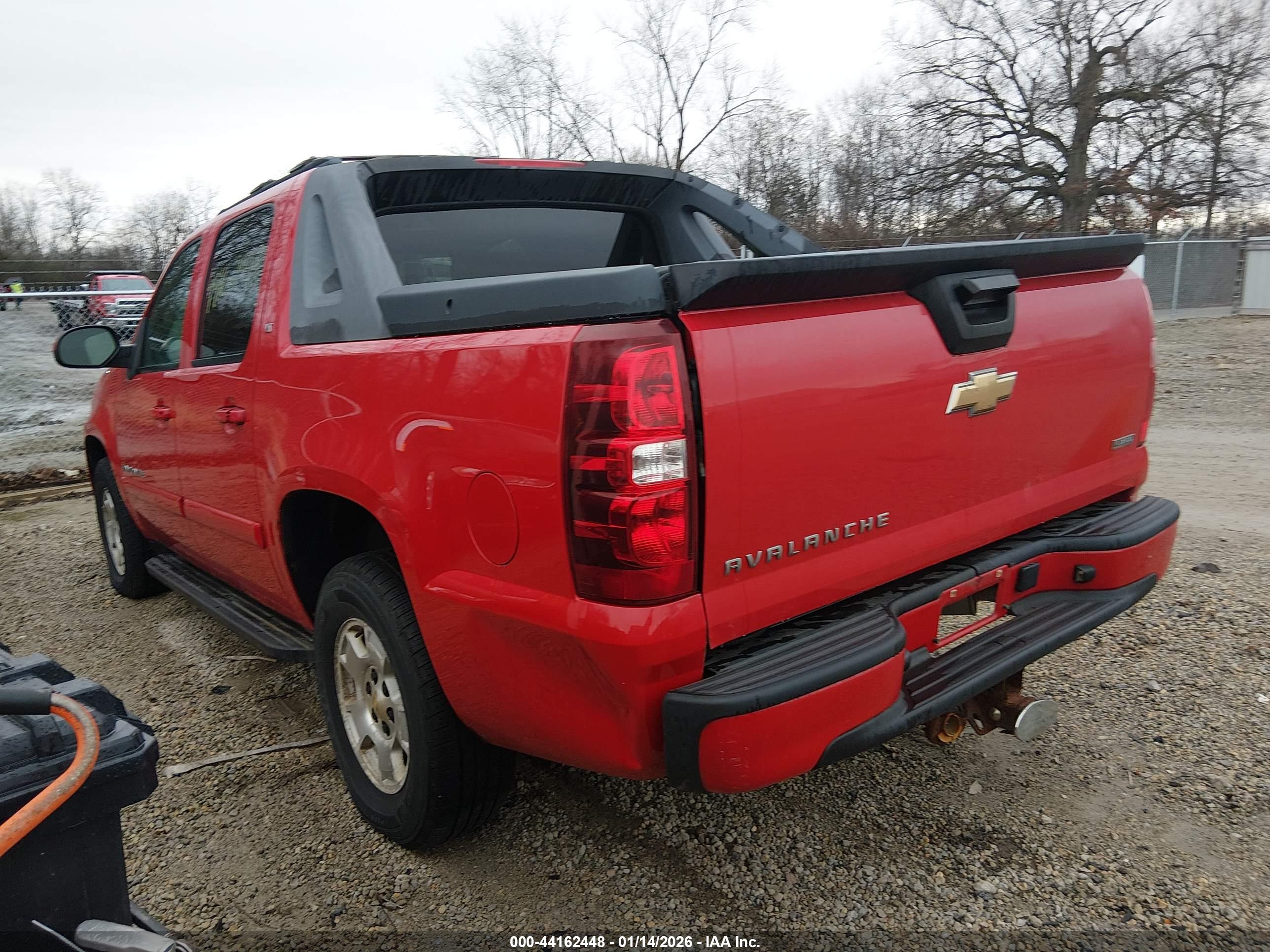 CHEVROLET AVALANCHE image 3