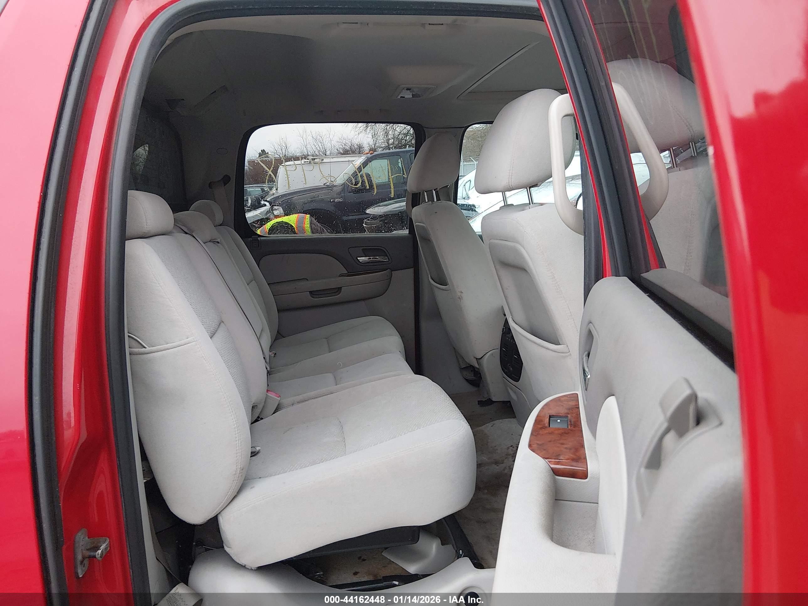 CHEVROLET AVALANCHE image 8