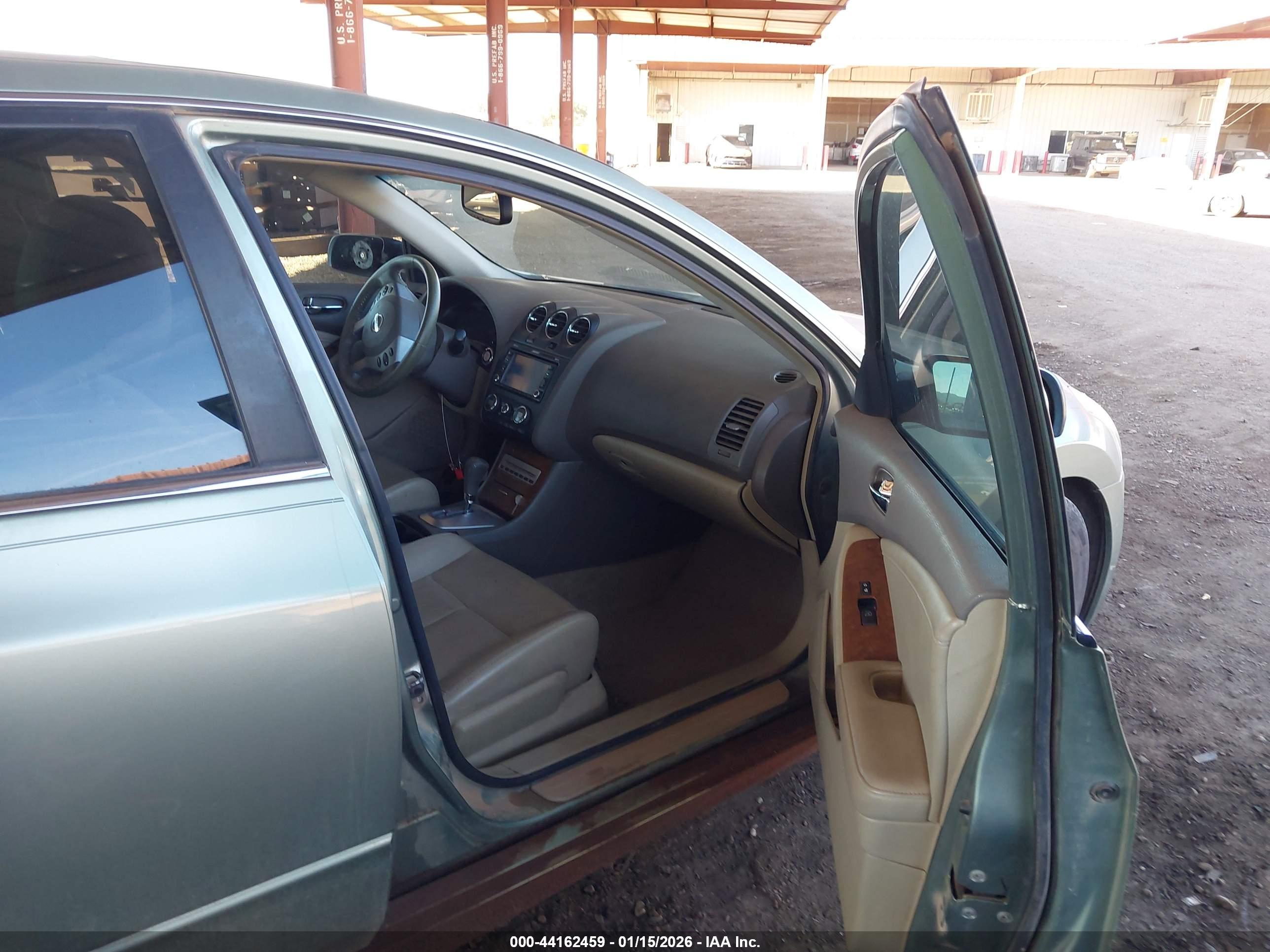 NISSAN ALTIMA image 5