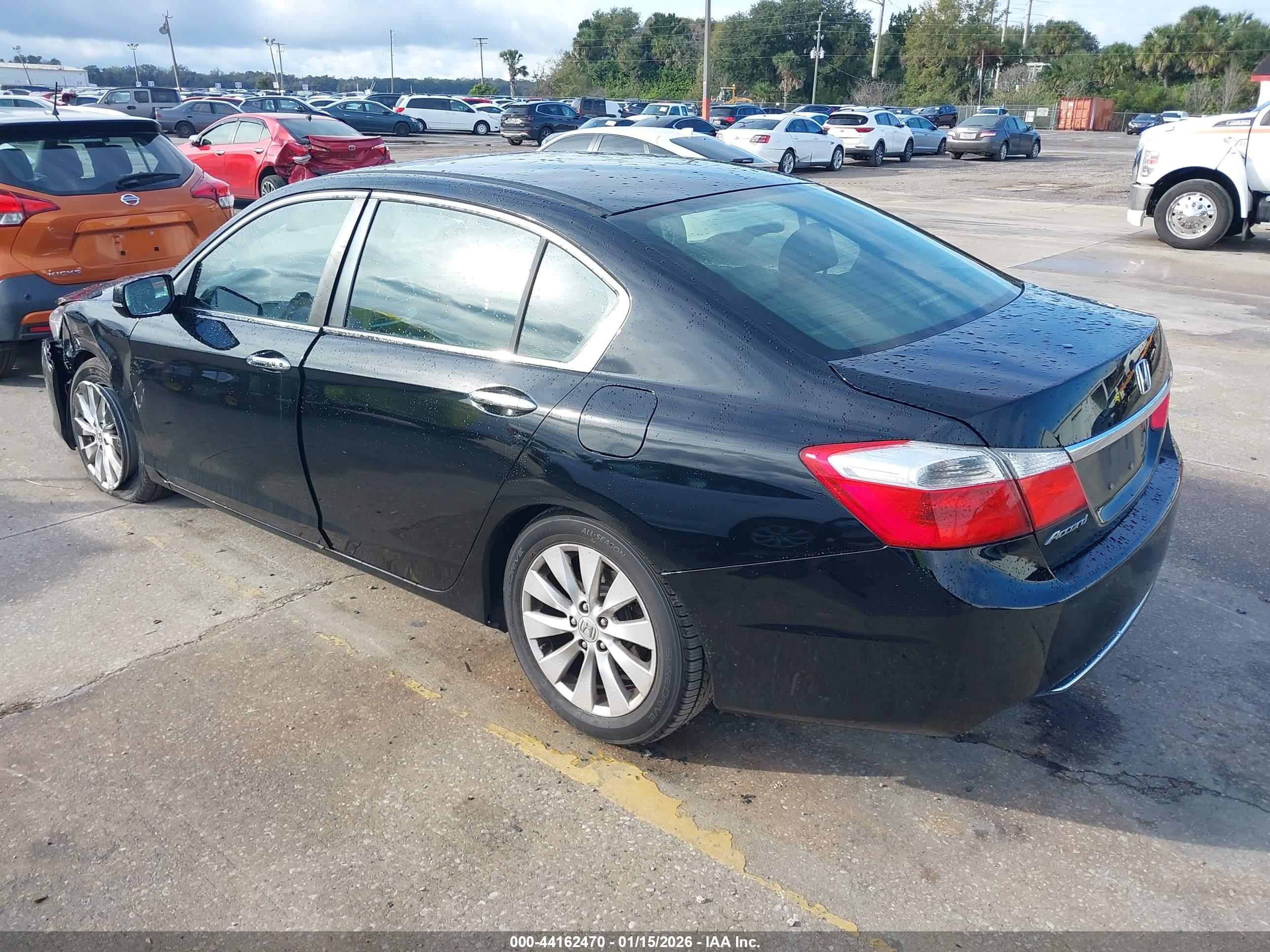 HONDA ACCORD image 3