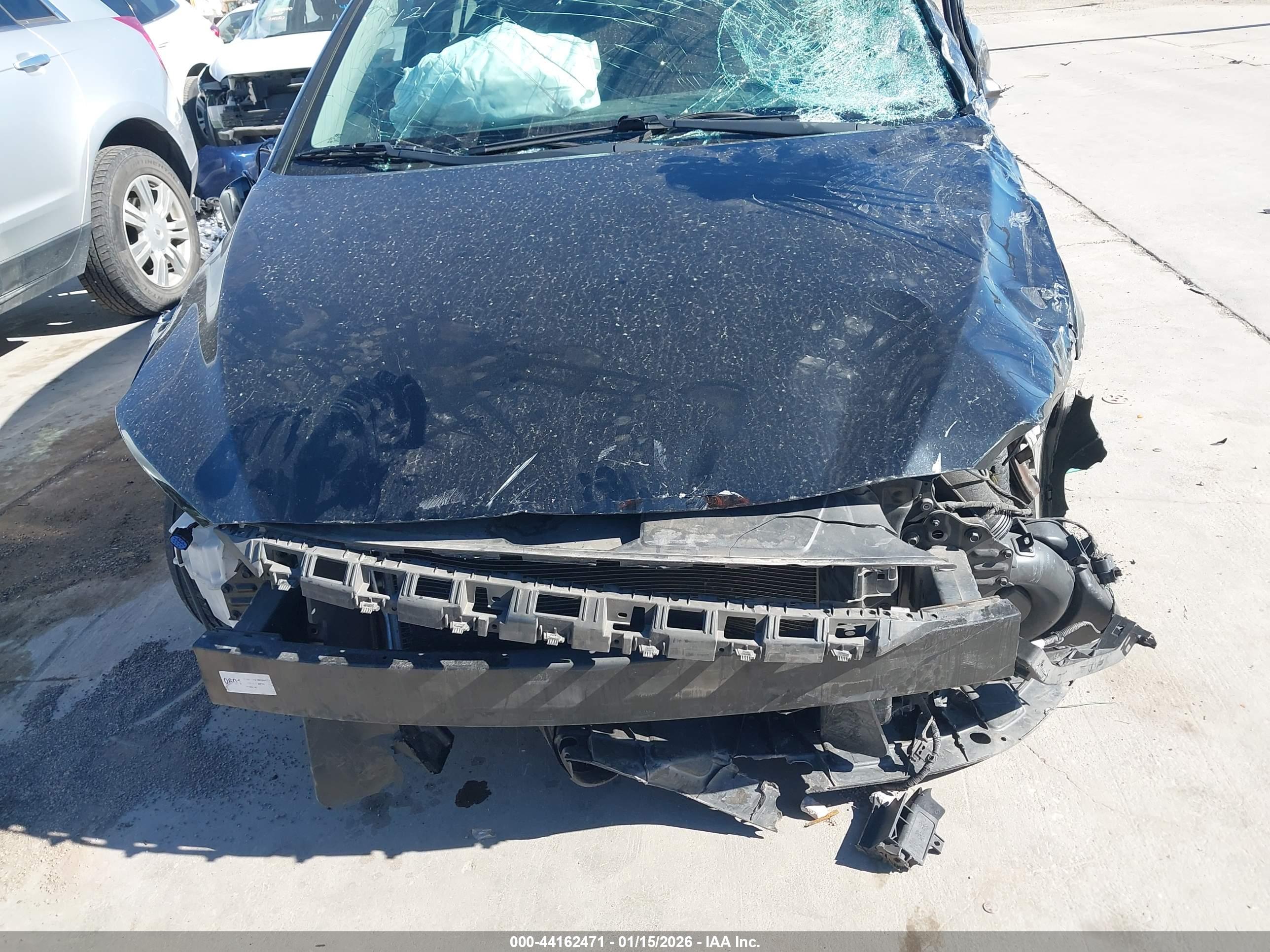 HYUNDAI ELANTRA image 6