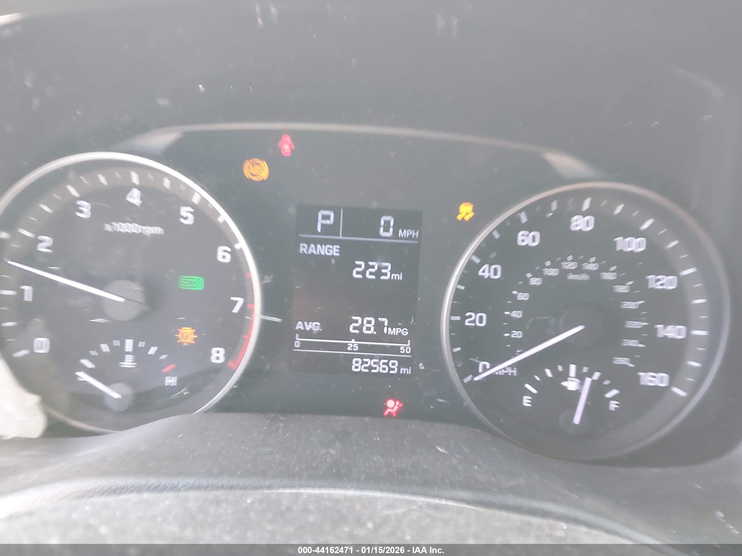 HYUNDAI ELANTRA image 7