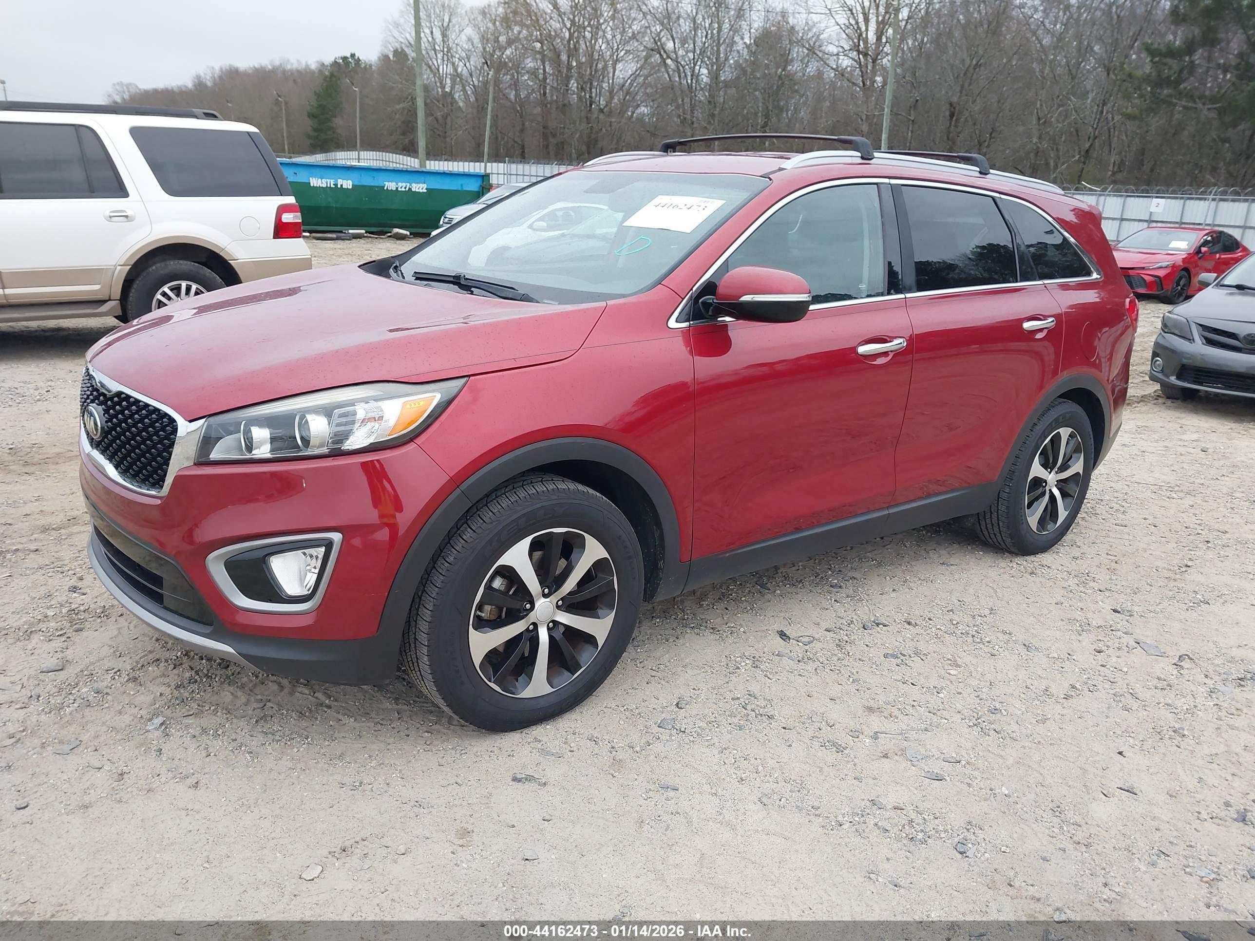 KIA SORENTO image 2