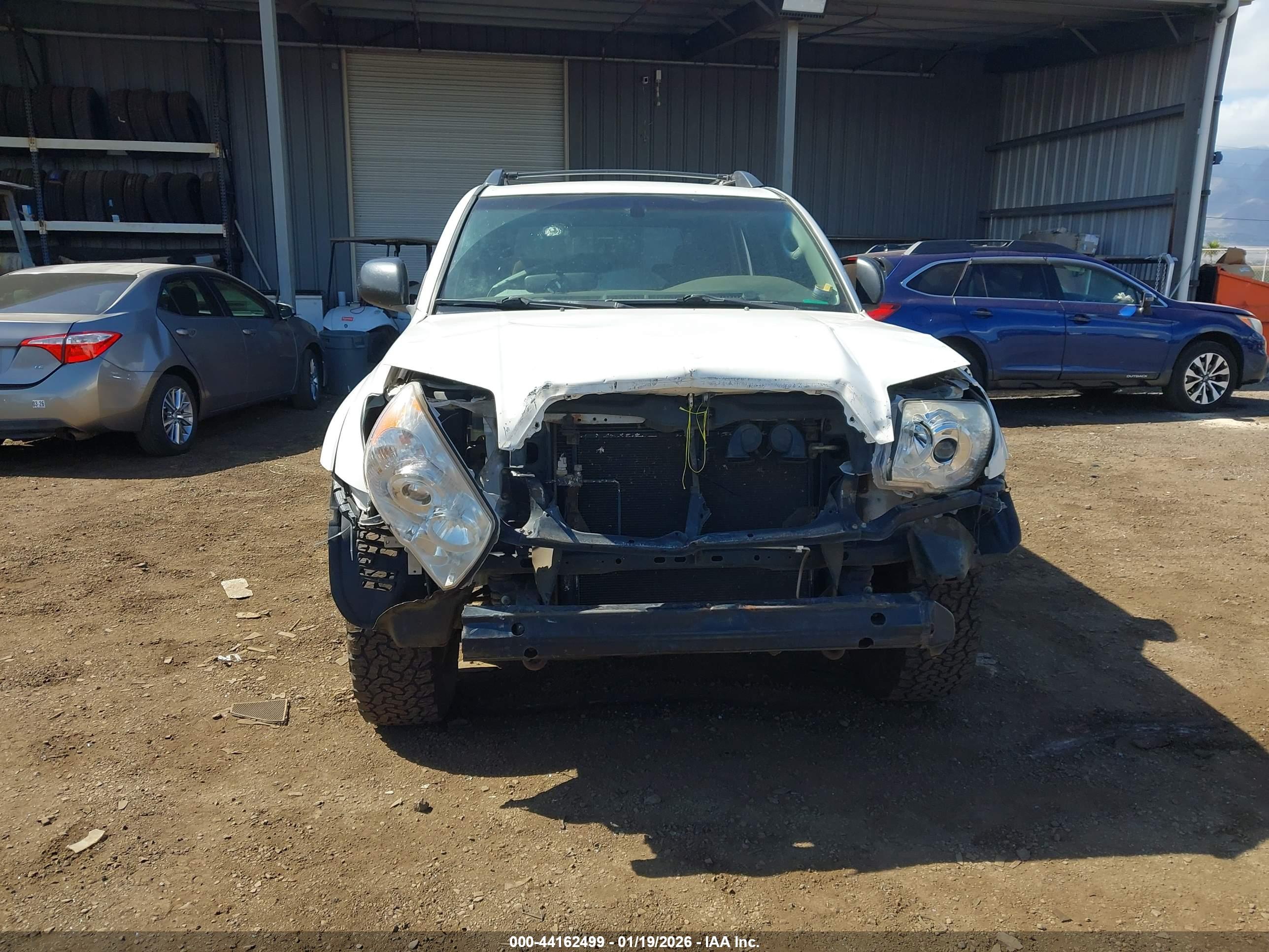 TOYOTA 4RUNNER image 6