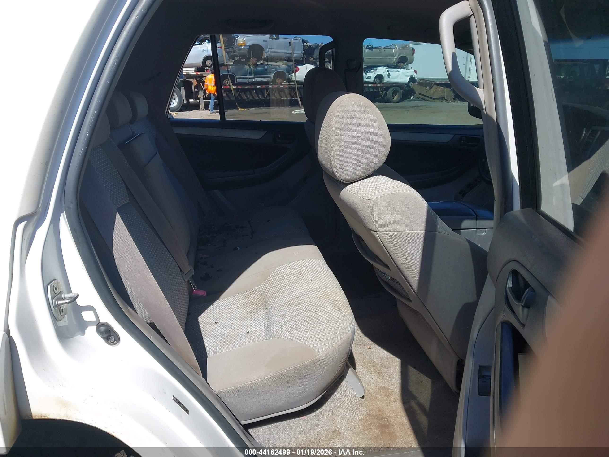 TOYOTA 4RUNNER image 8
