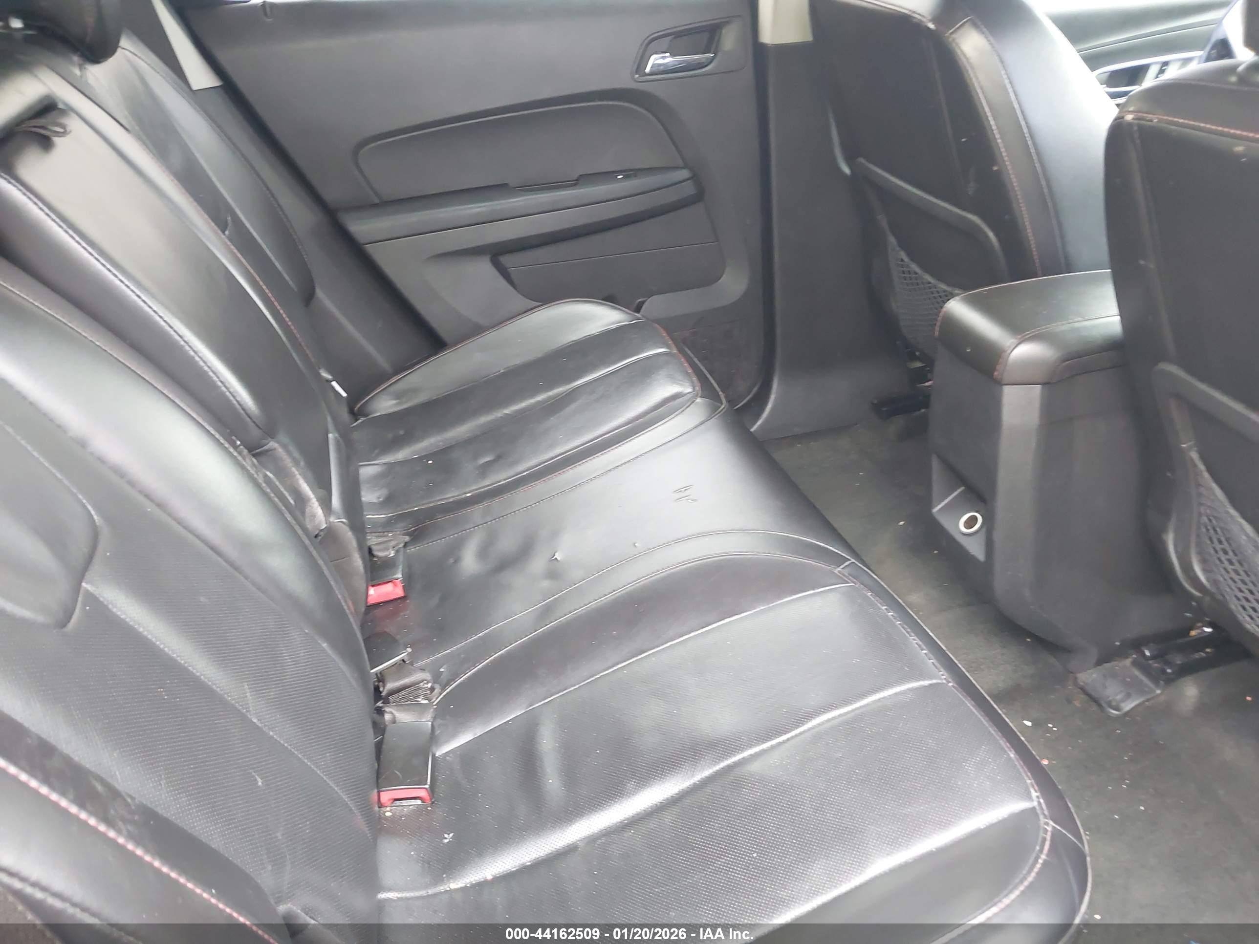 CHEVROLET EQUINOX image 8