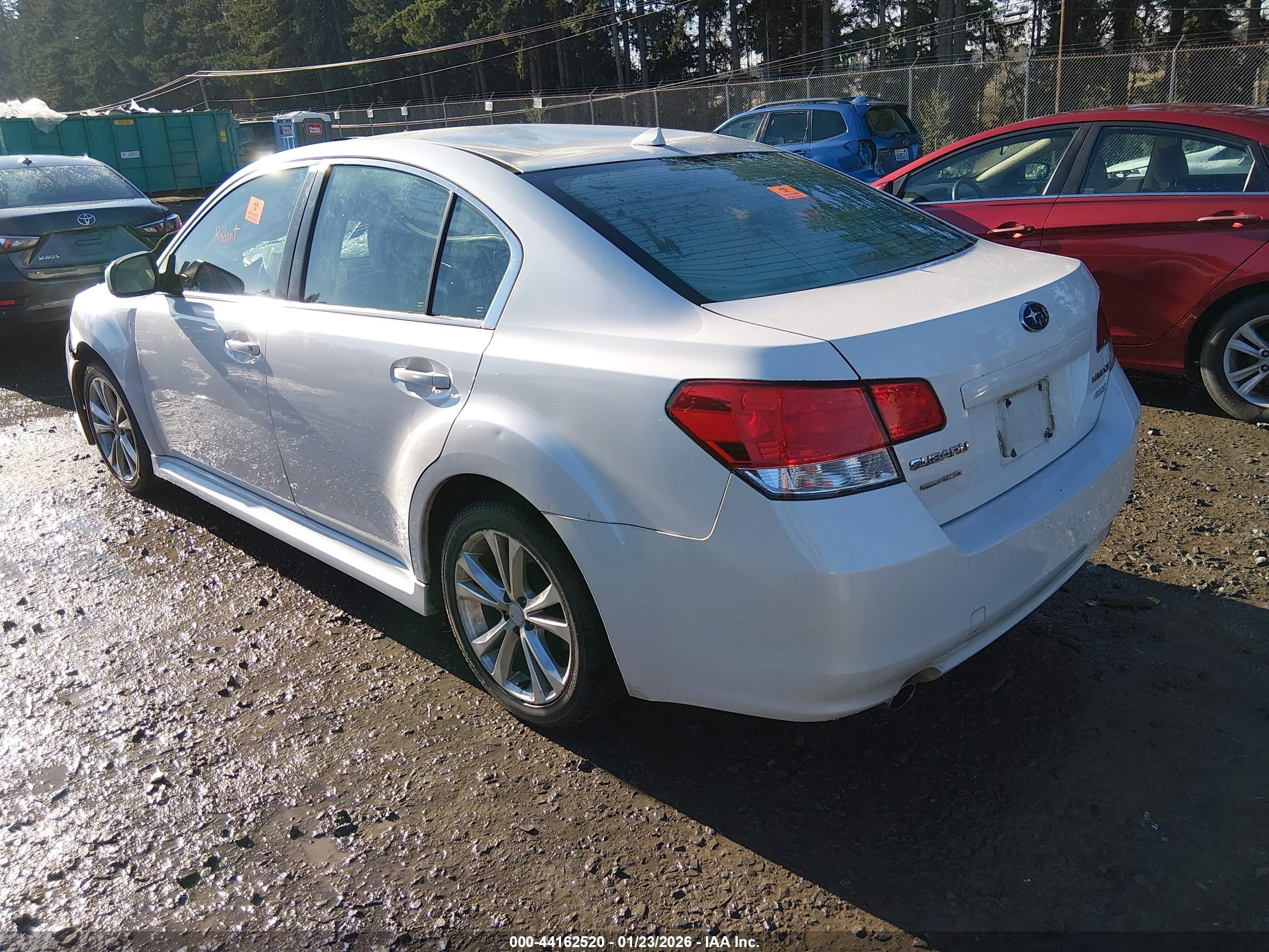 SUBARU LEGACY image 3