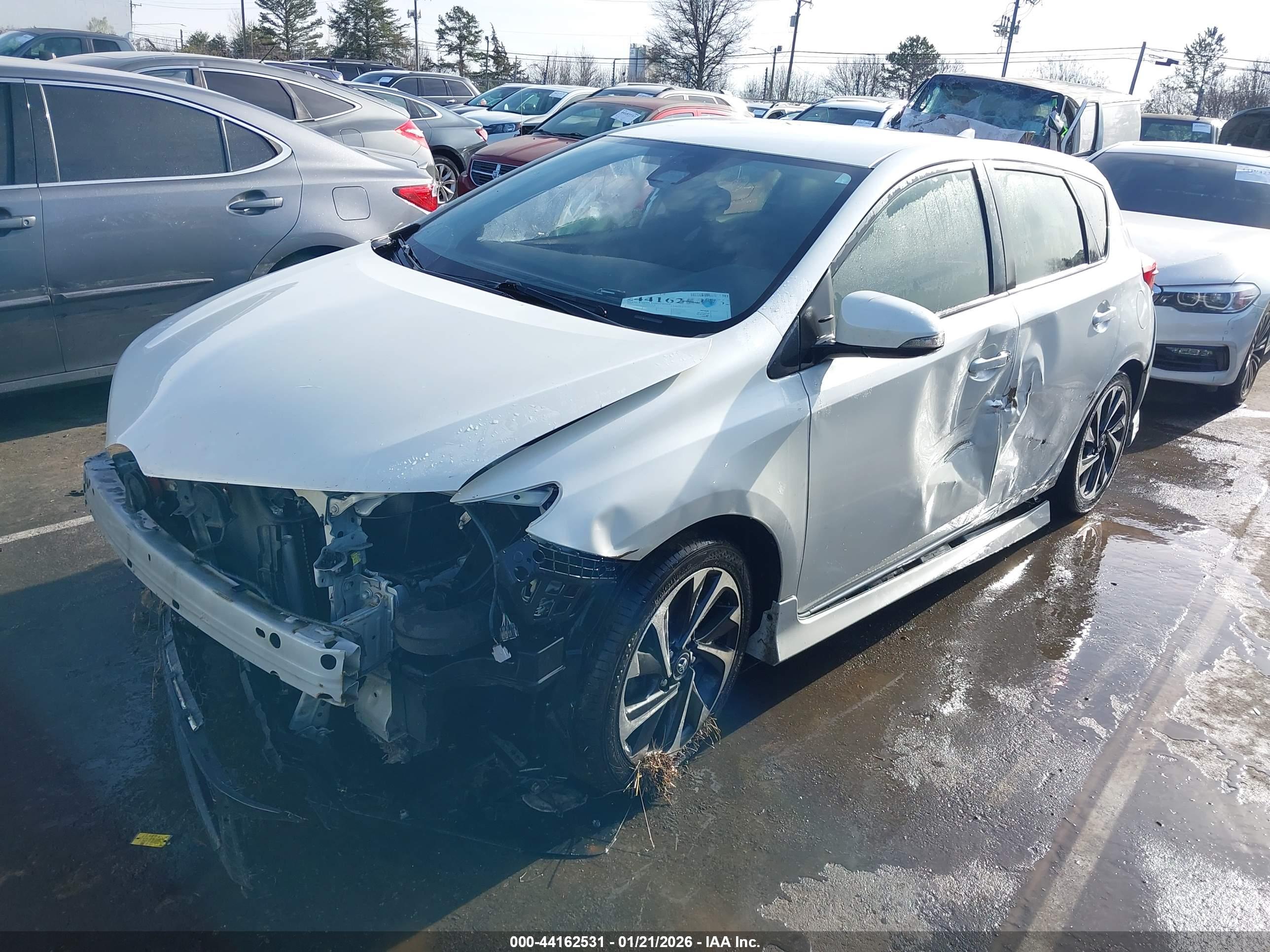 TOYOTA COROLLA image 2