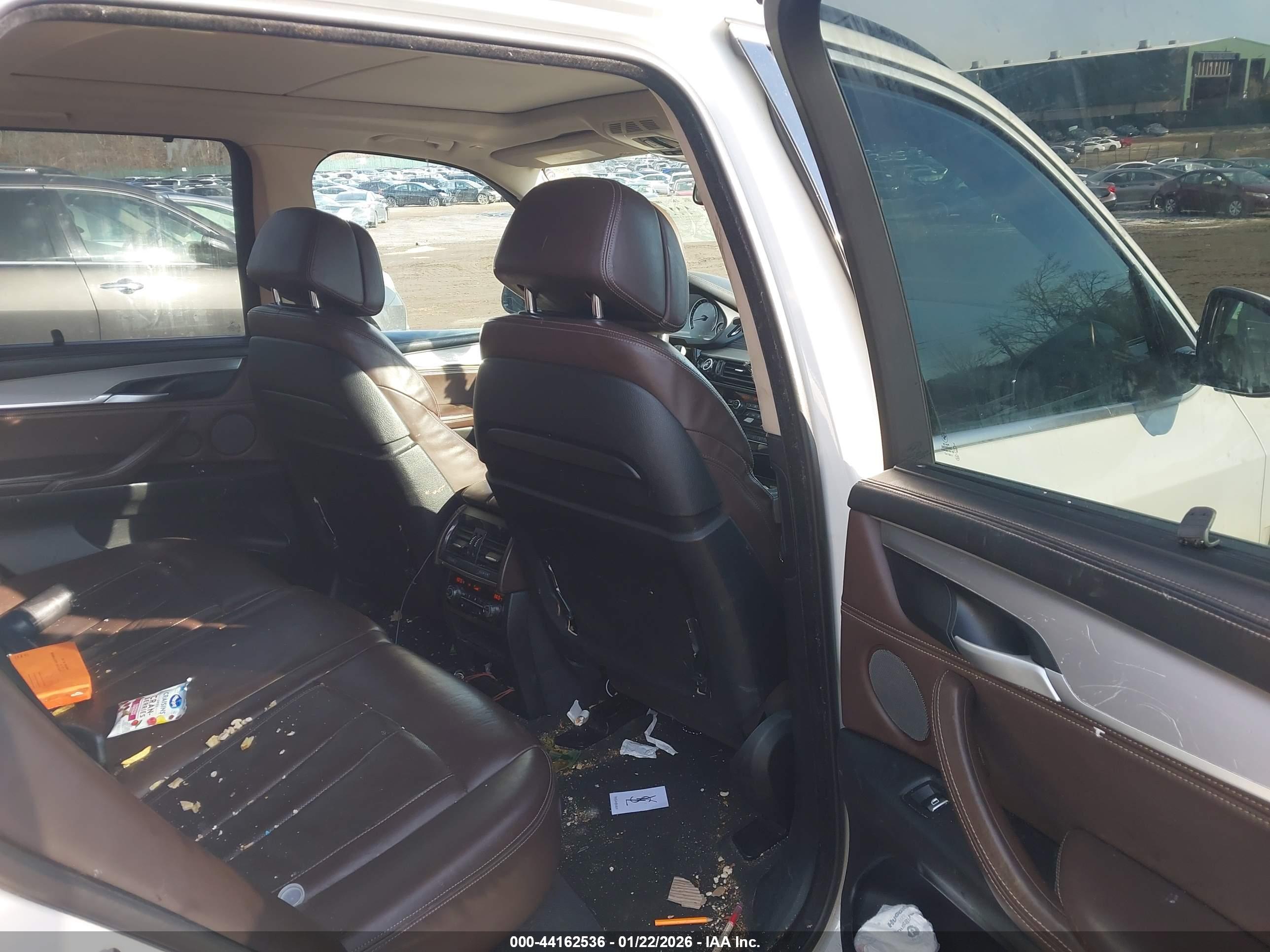 BMW X5 image 8