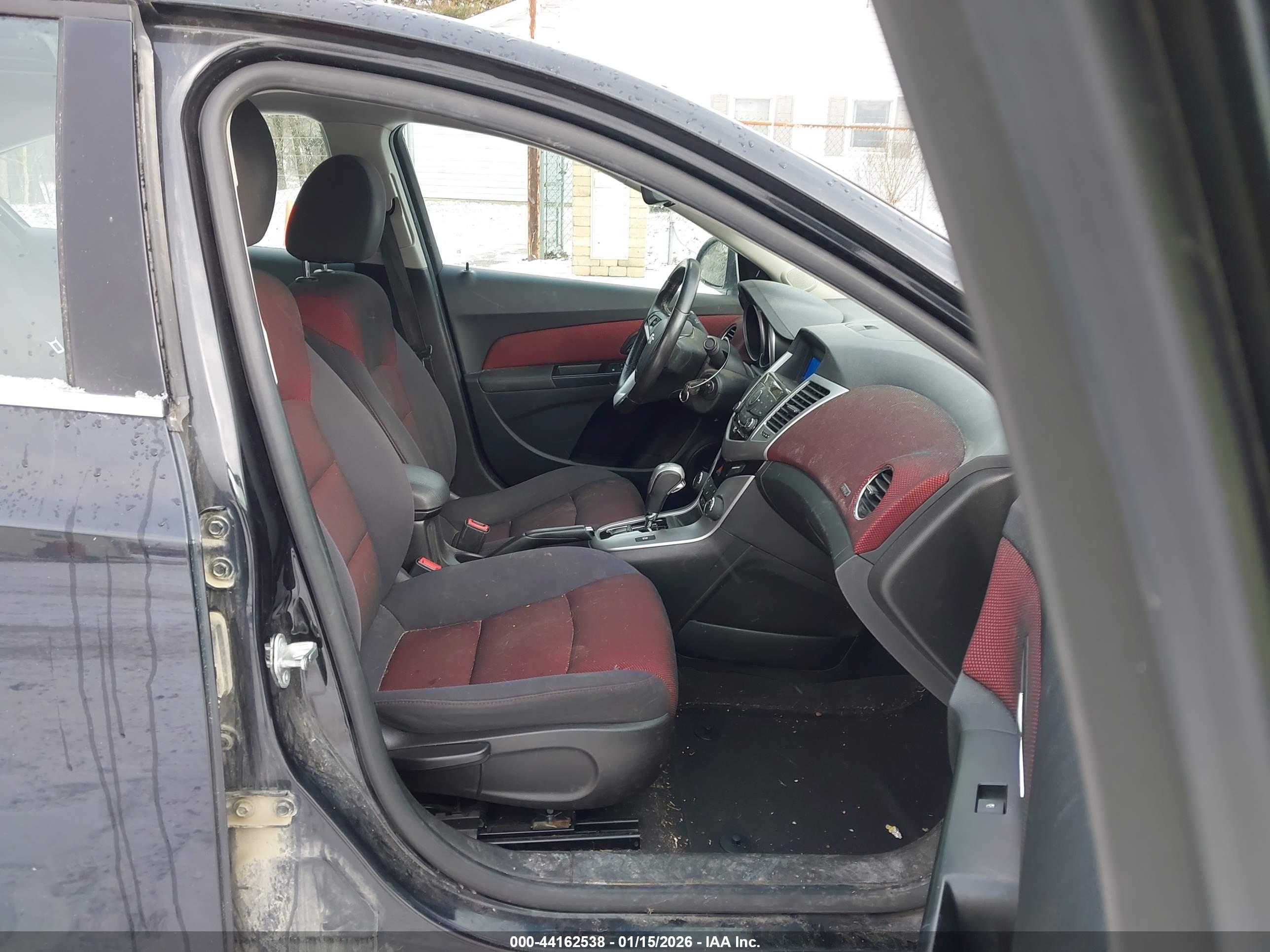 CHEVROLET CRUZE image 5