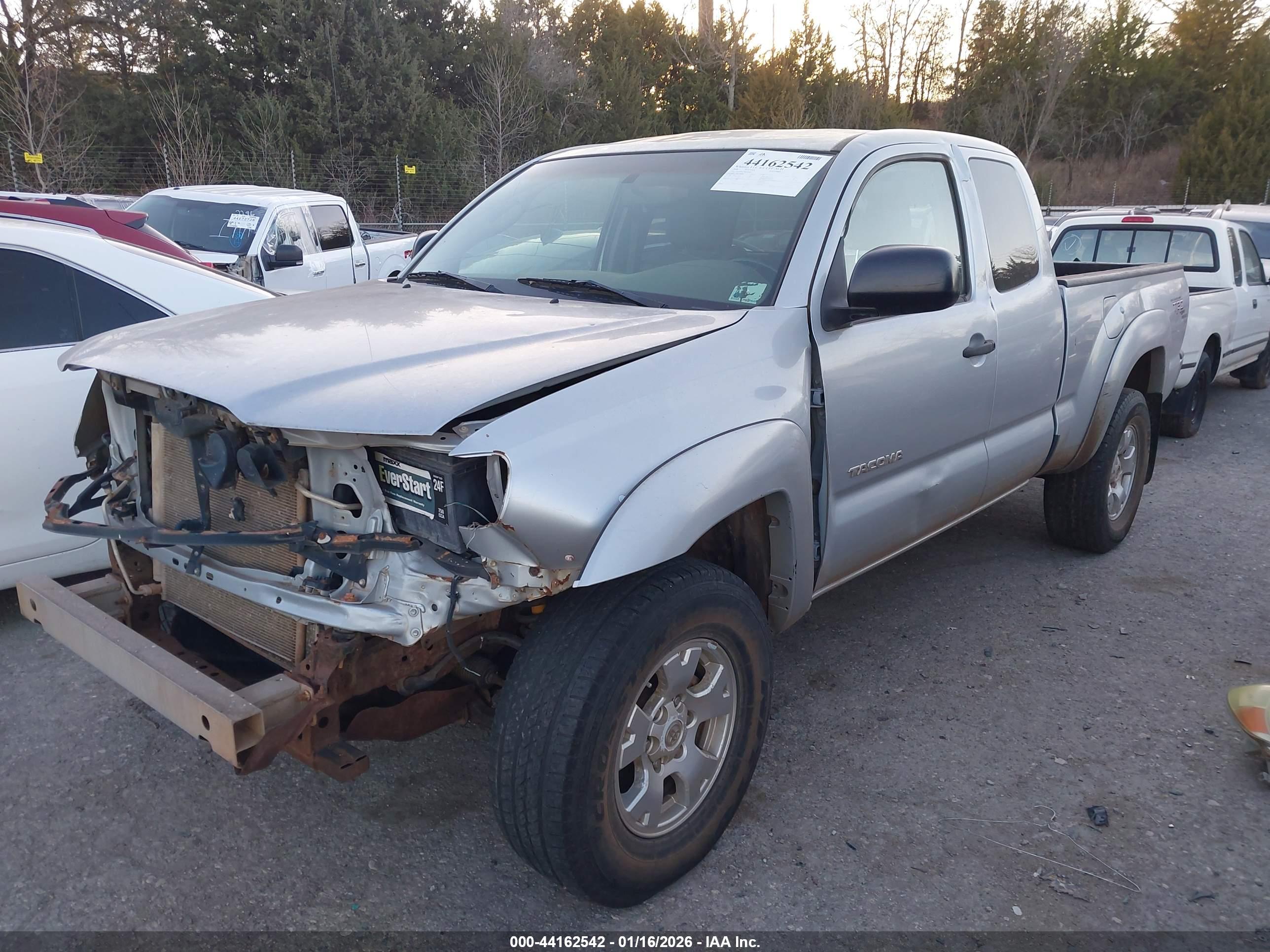 TOYOTA TACOMA image 2