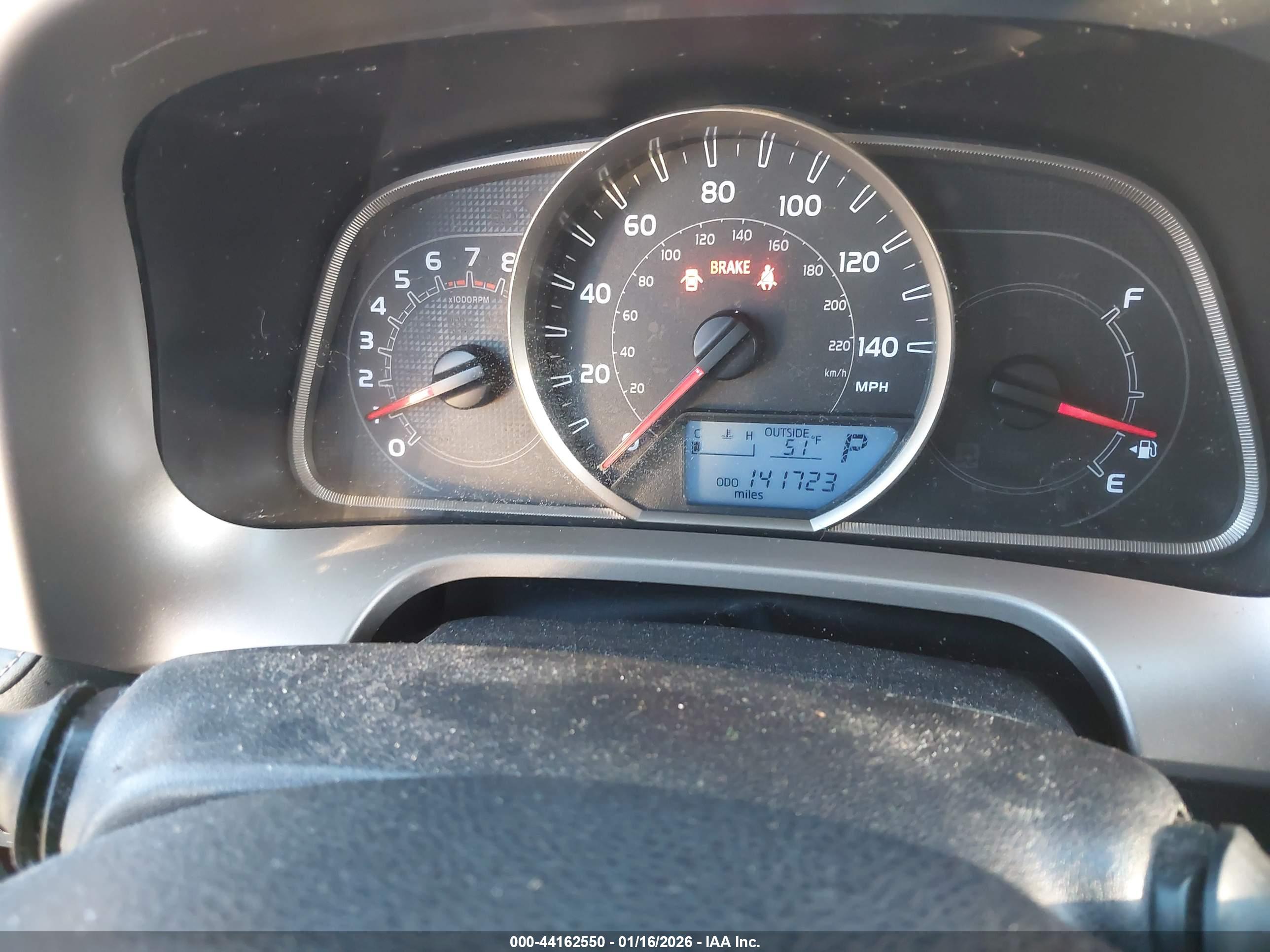 TOYOTA RAV4 image 7