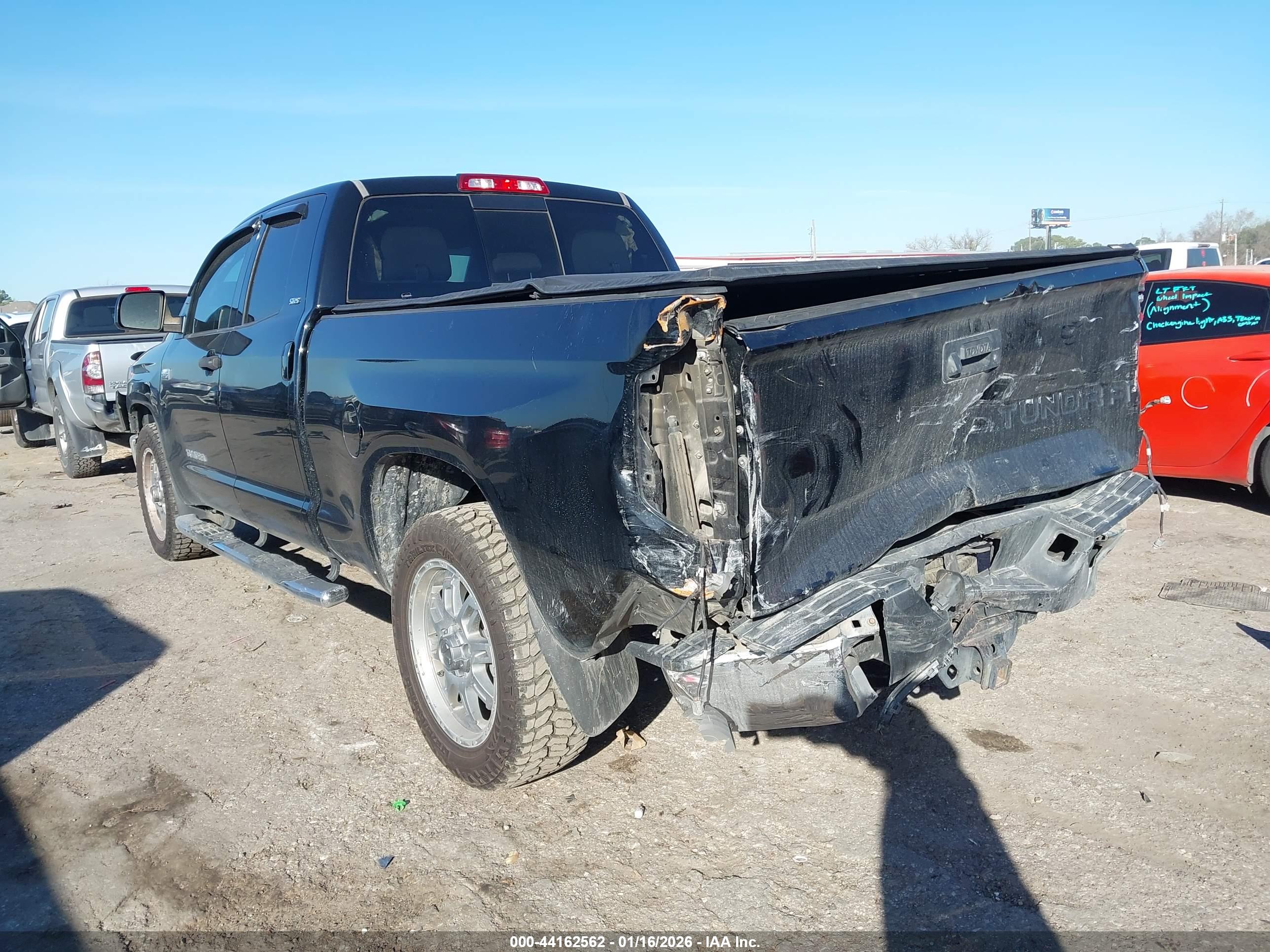 TOYOTA TUNDRA image 3