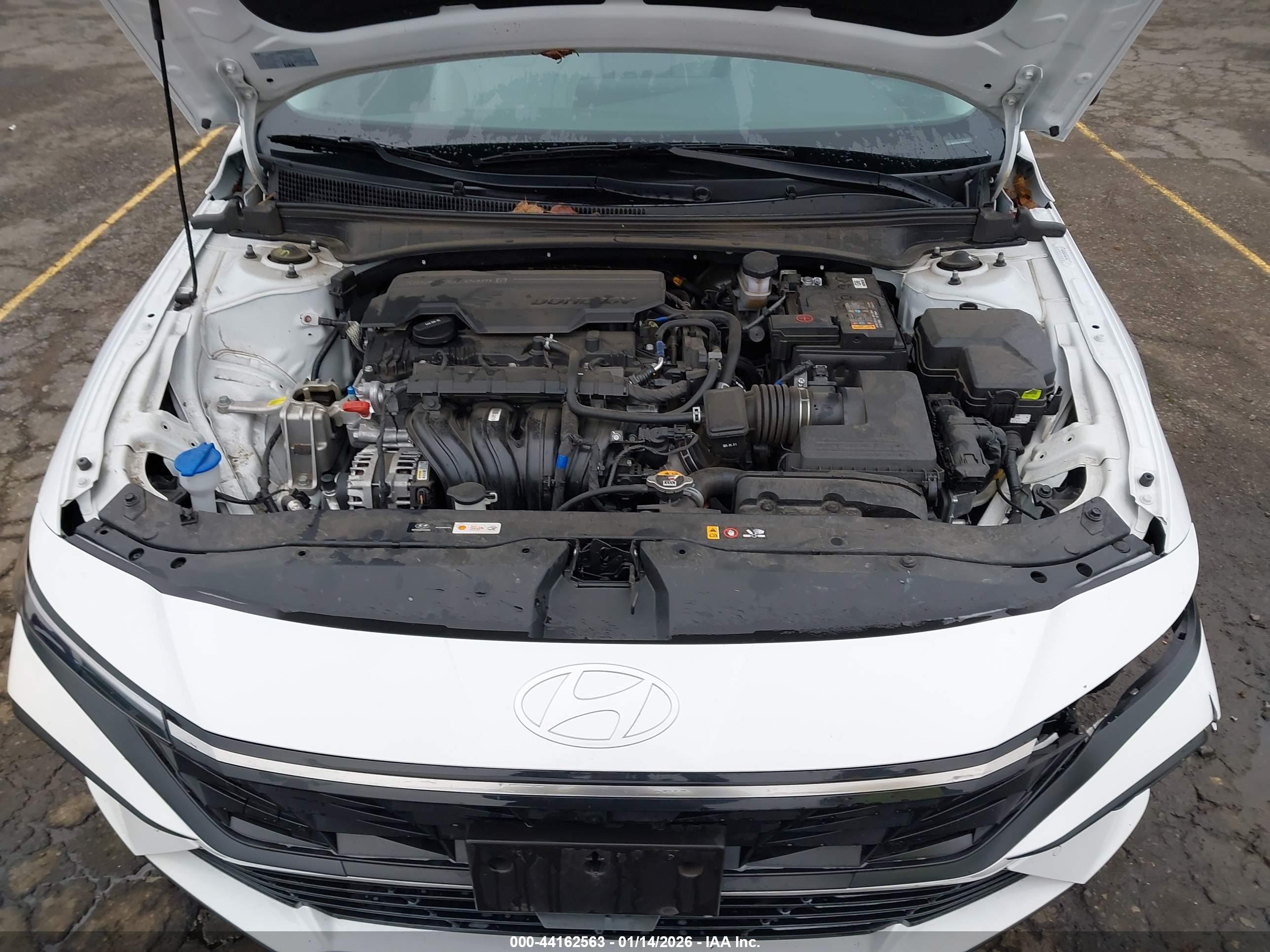 HYUNDAI ELANTRA image 10