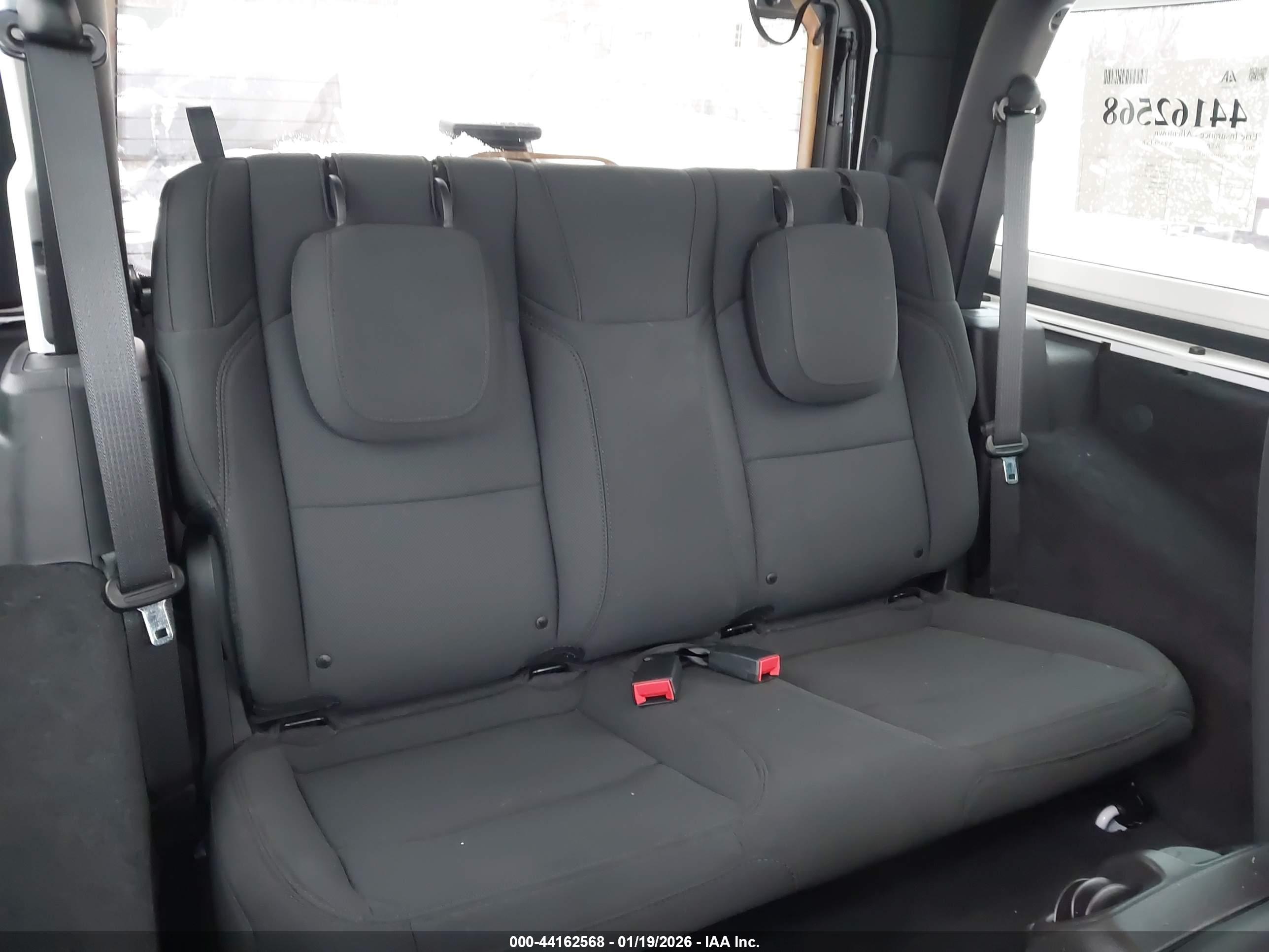 JEEP WRANGLER image 8
