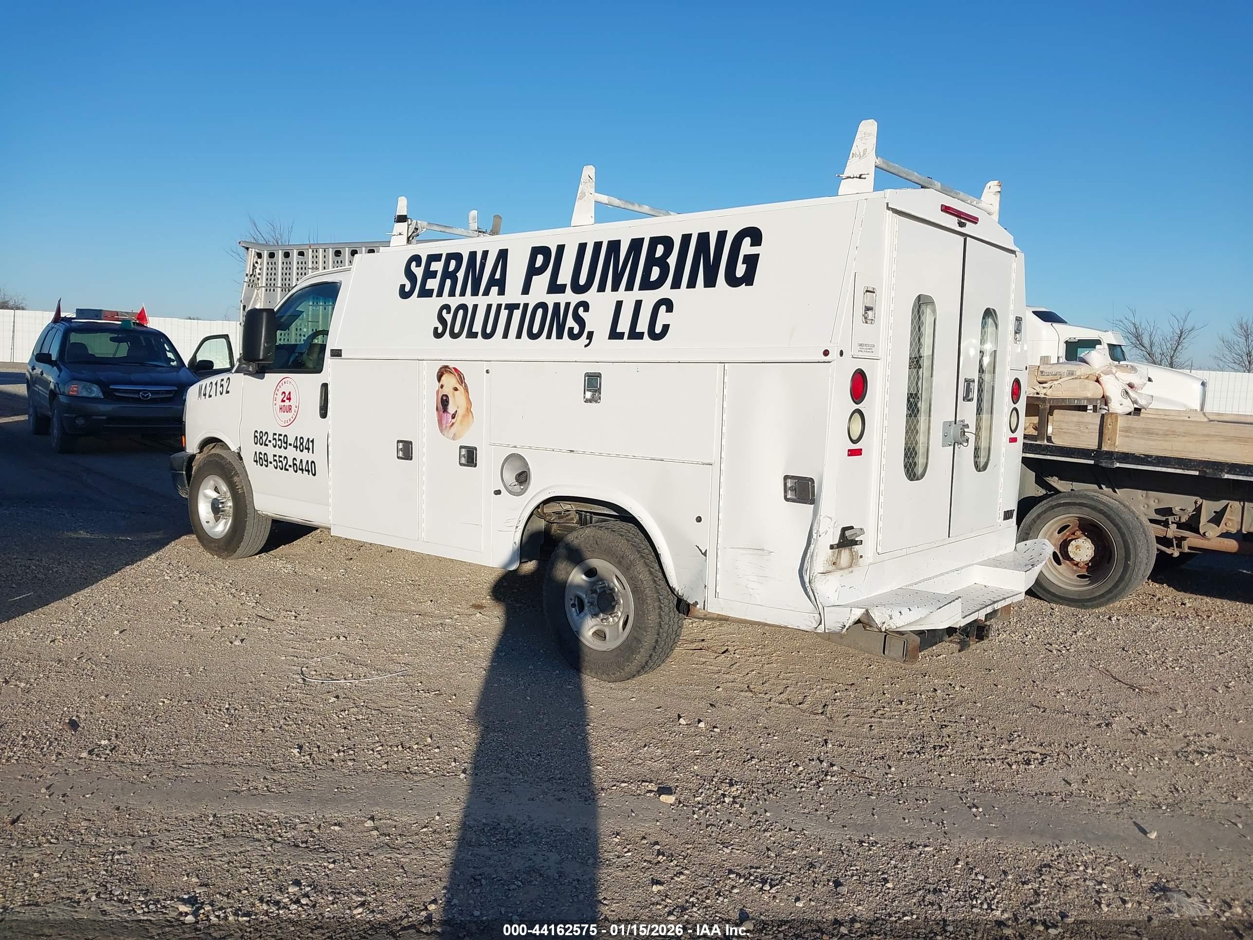 GMC SAVANA image 3