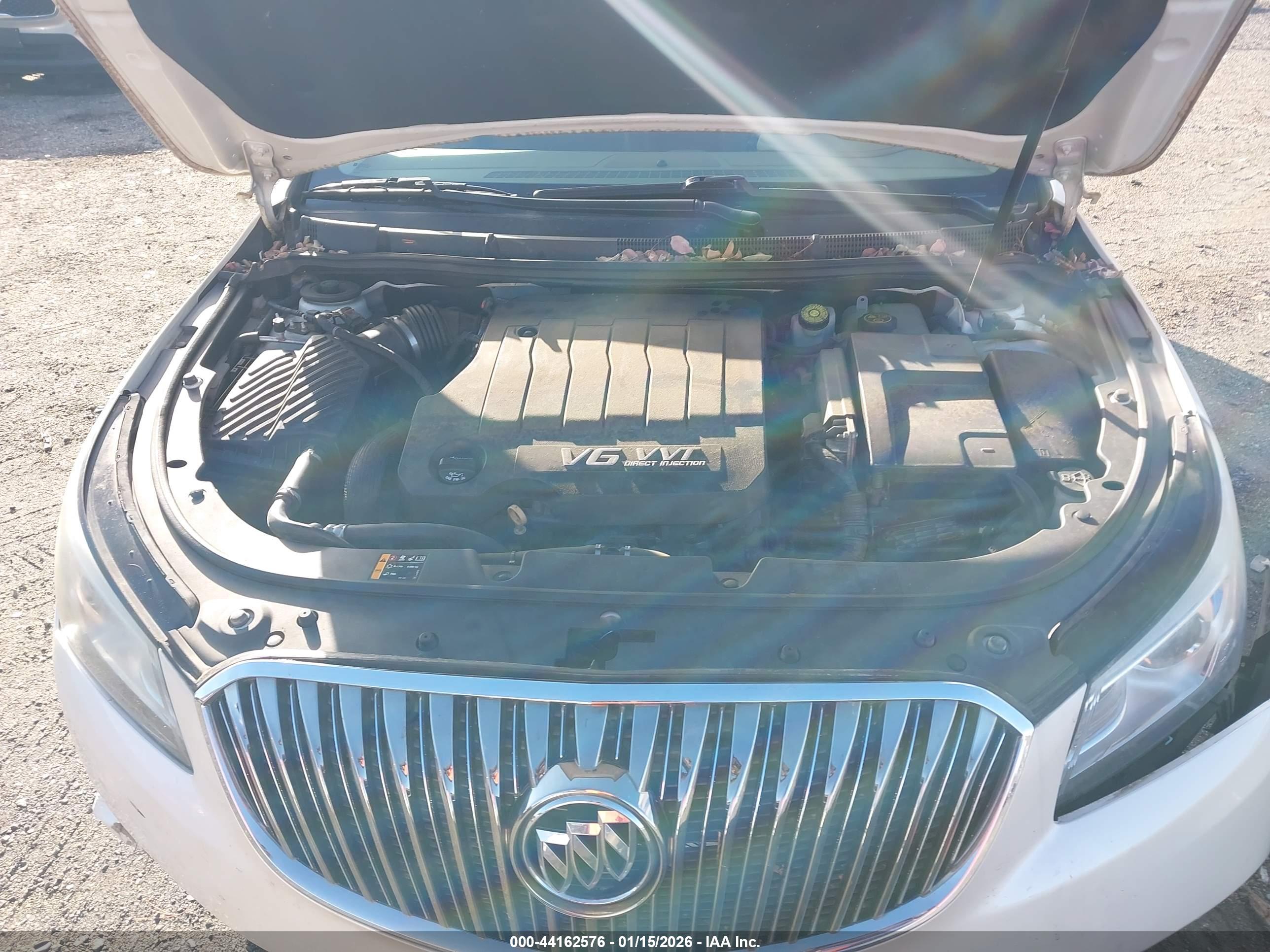 BUICK LACROSSE image 10