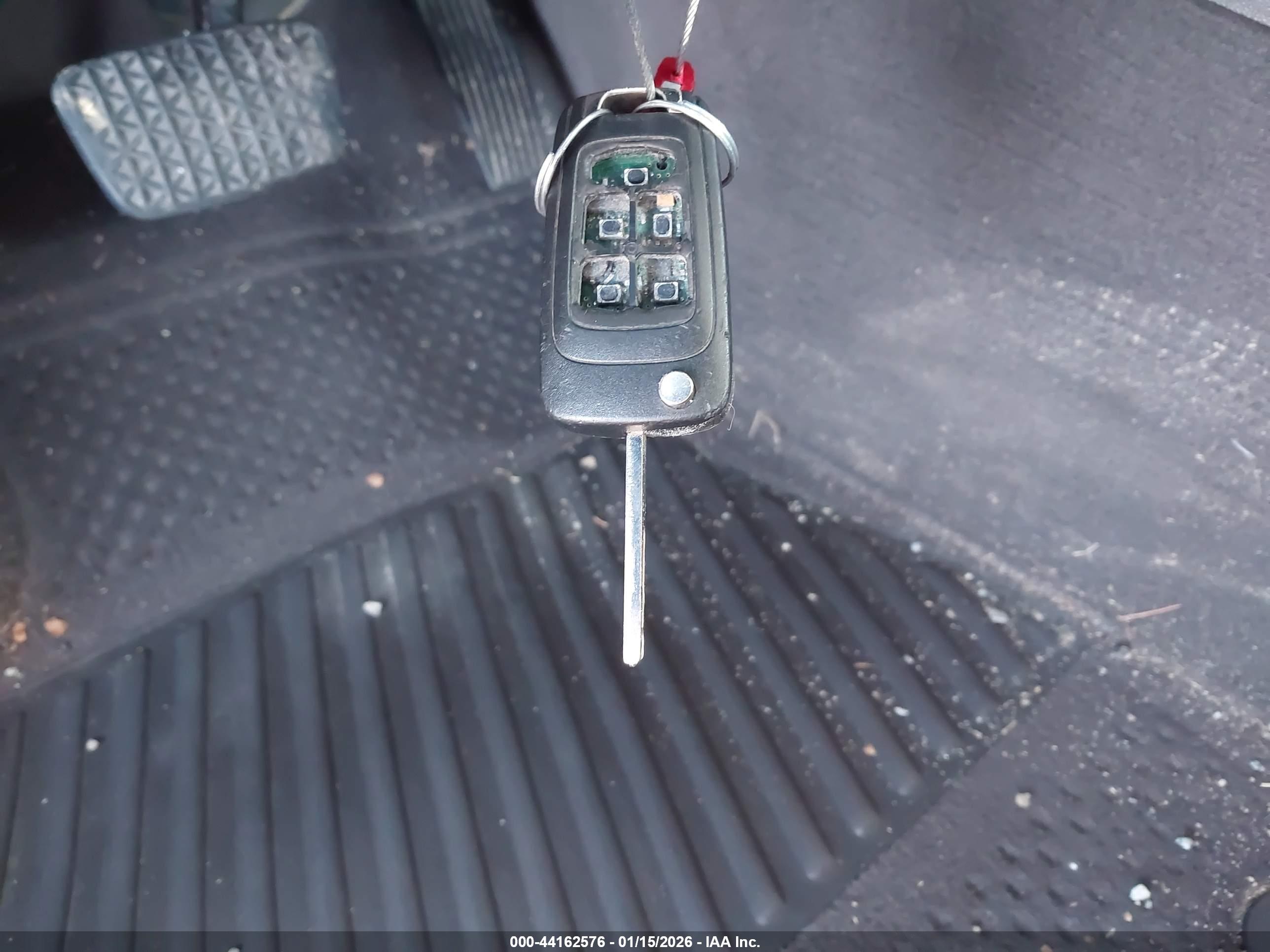 BUICK LACROSSE image 11