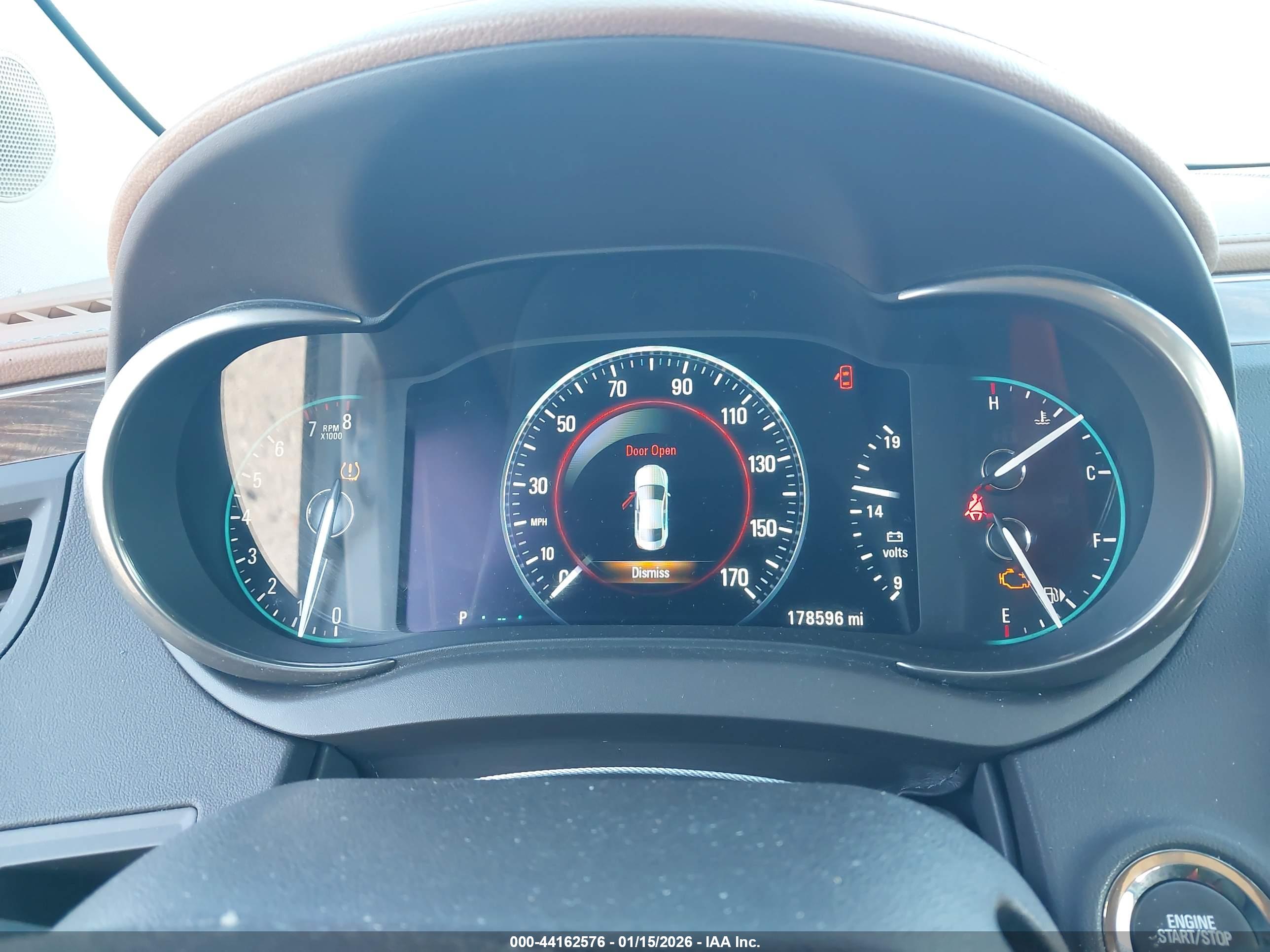BUICK LACROSSE image 7