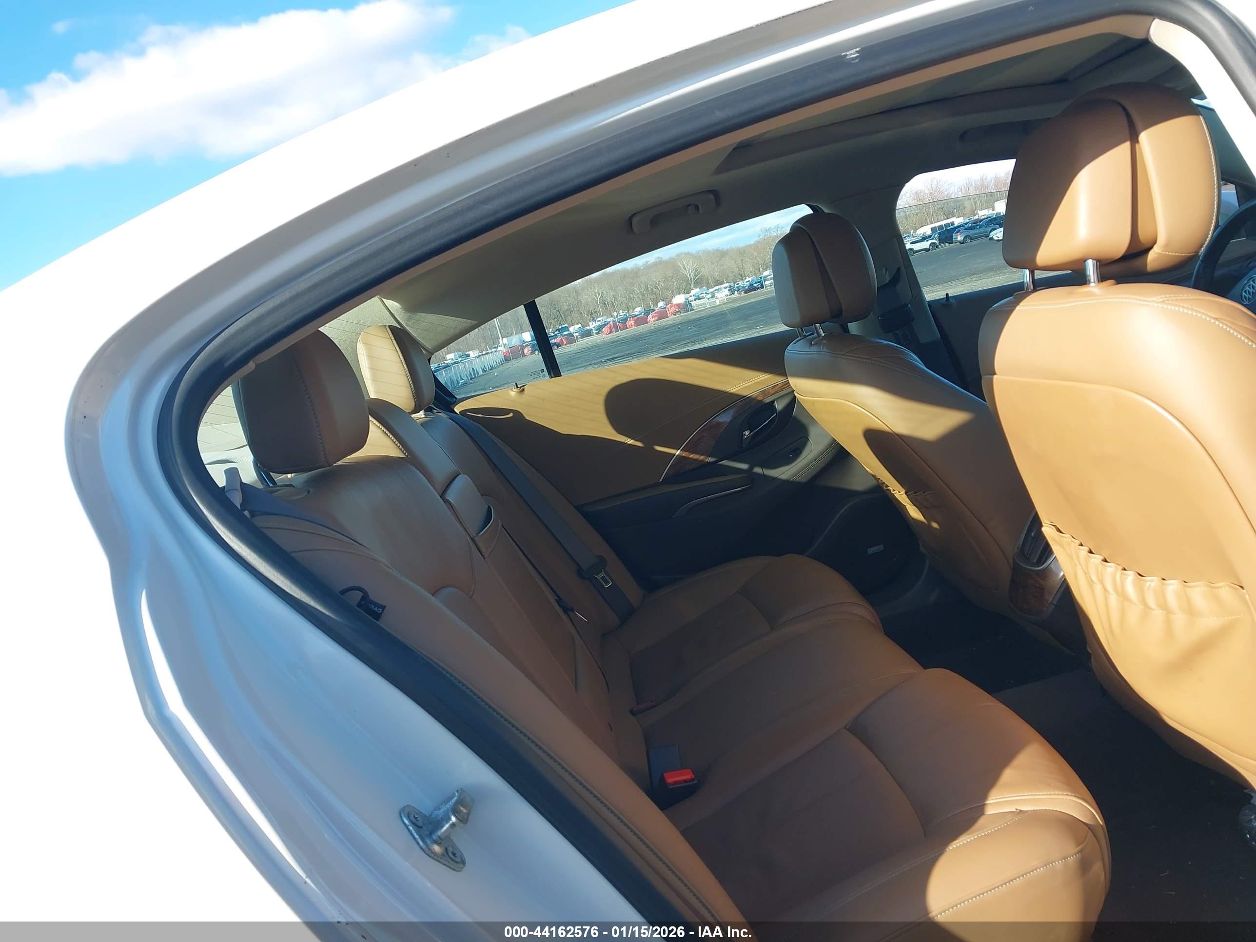 BUICK LACROSSE image 8