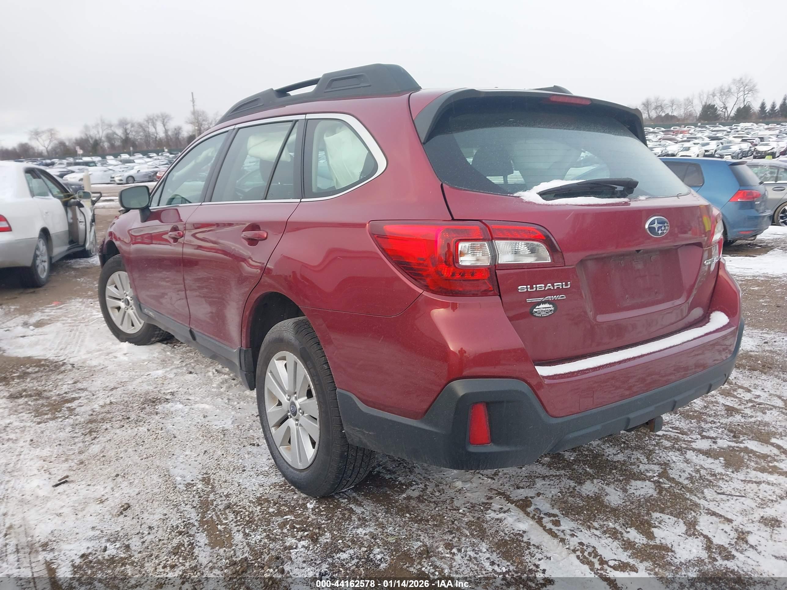 SUBARU OUTBACK image 3