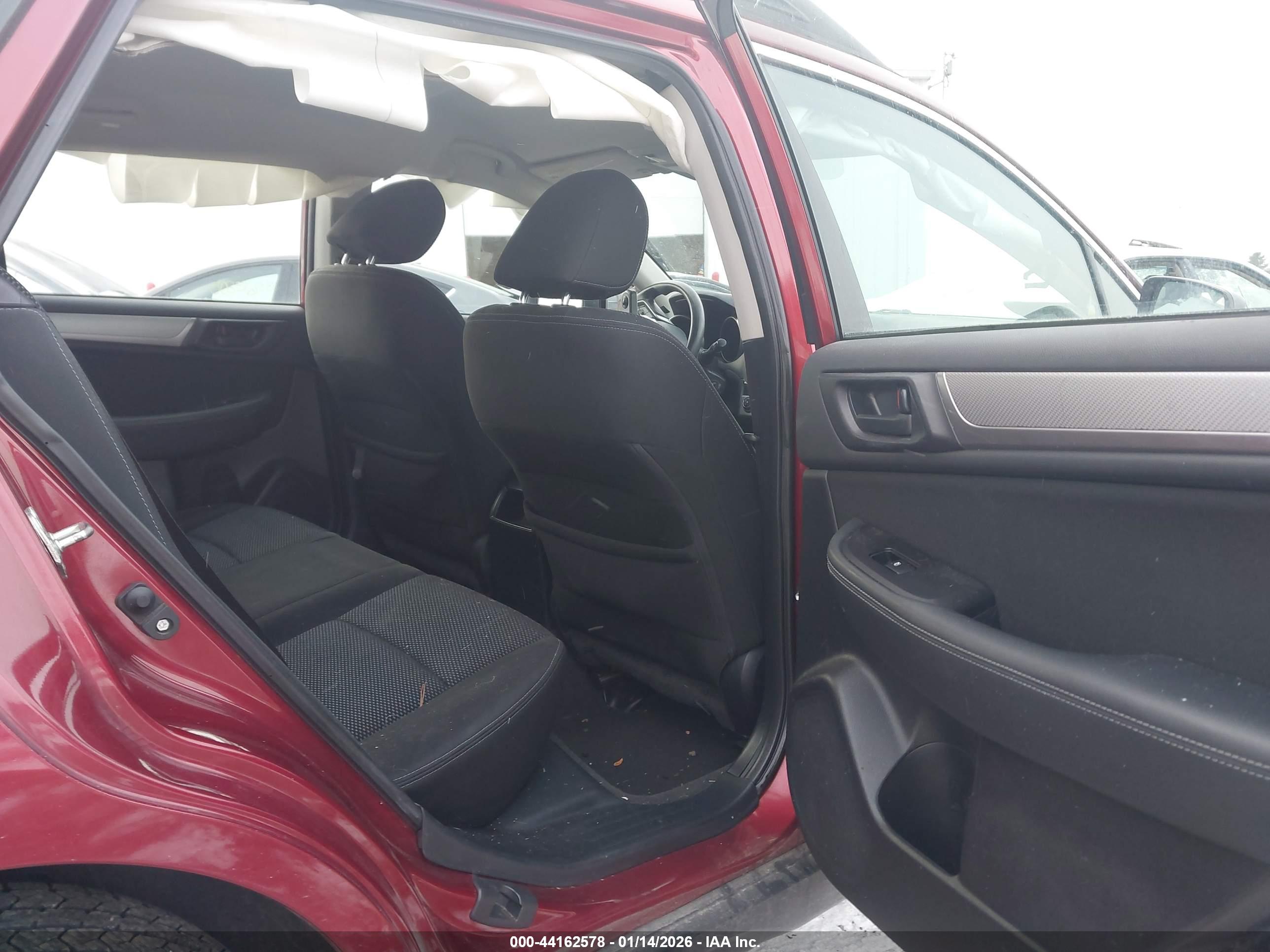 SUBARU OUTBACK image 8