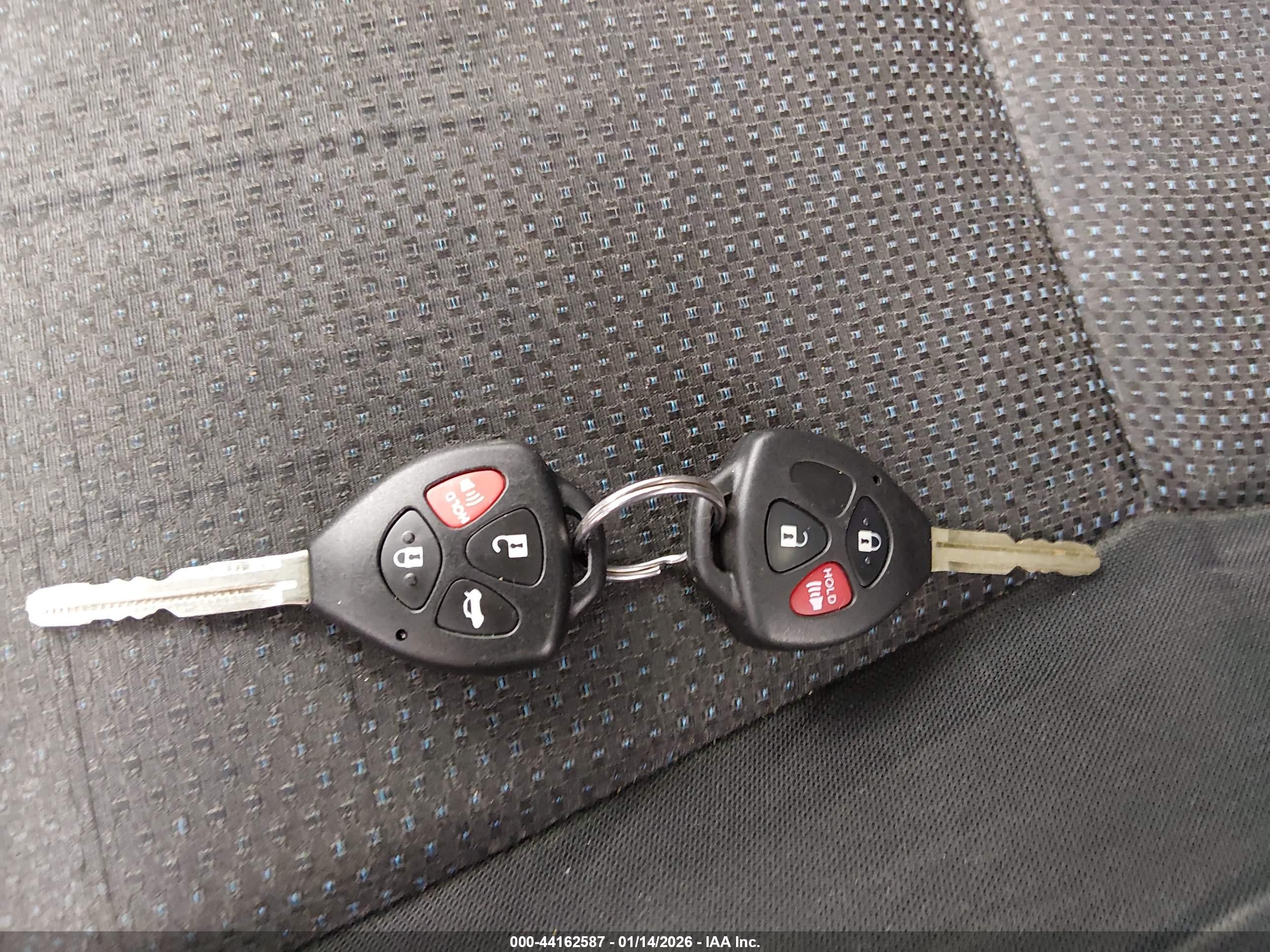 TOYOTA MATRIX image 11