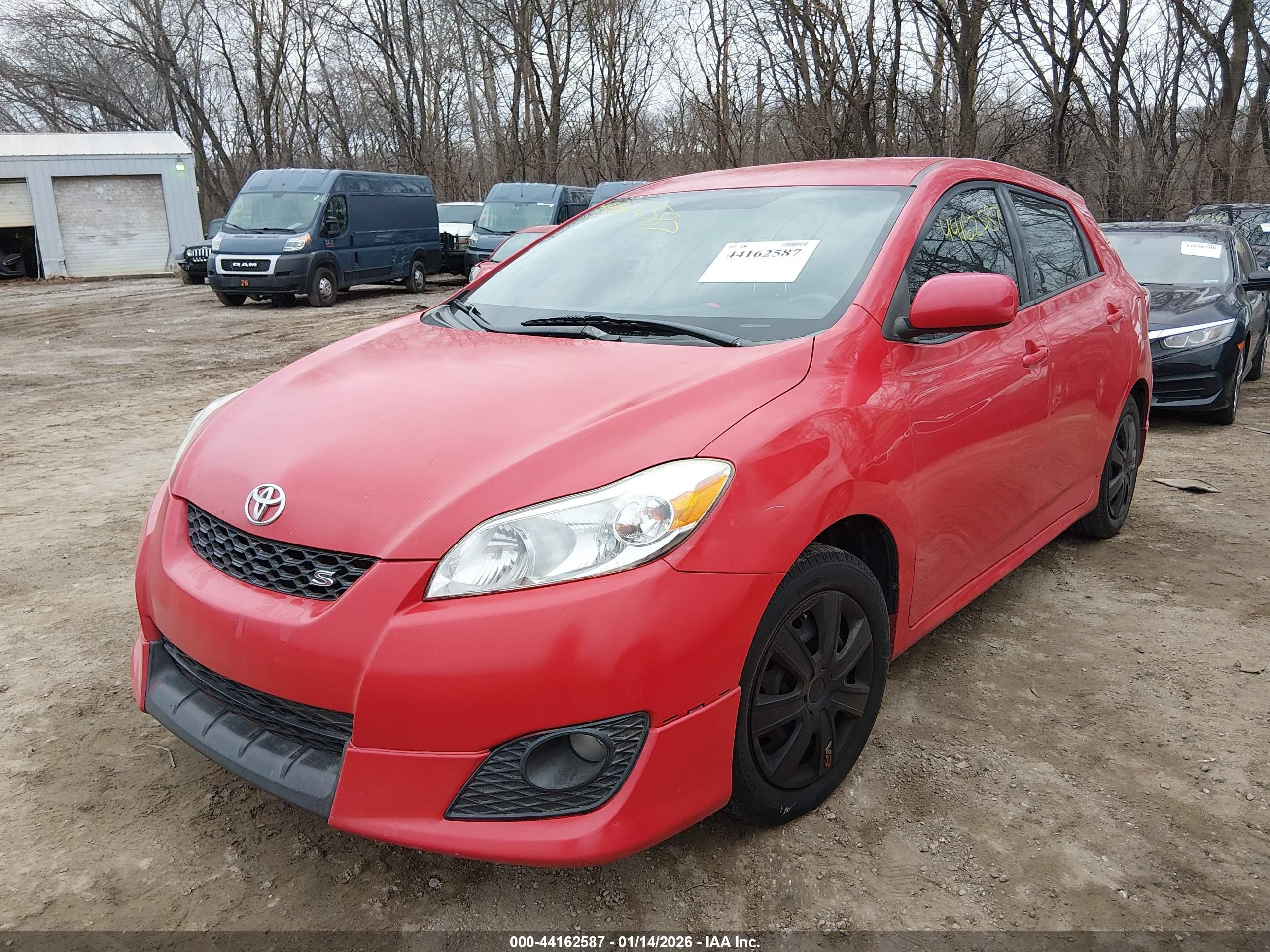 TOYOTA MATRIX image 2