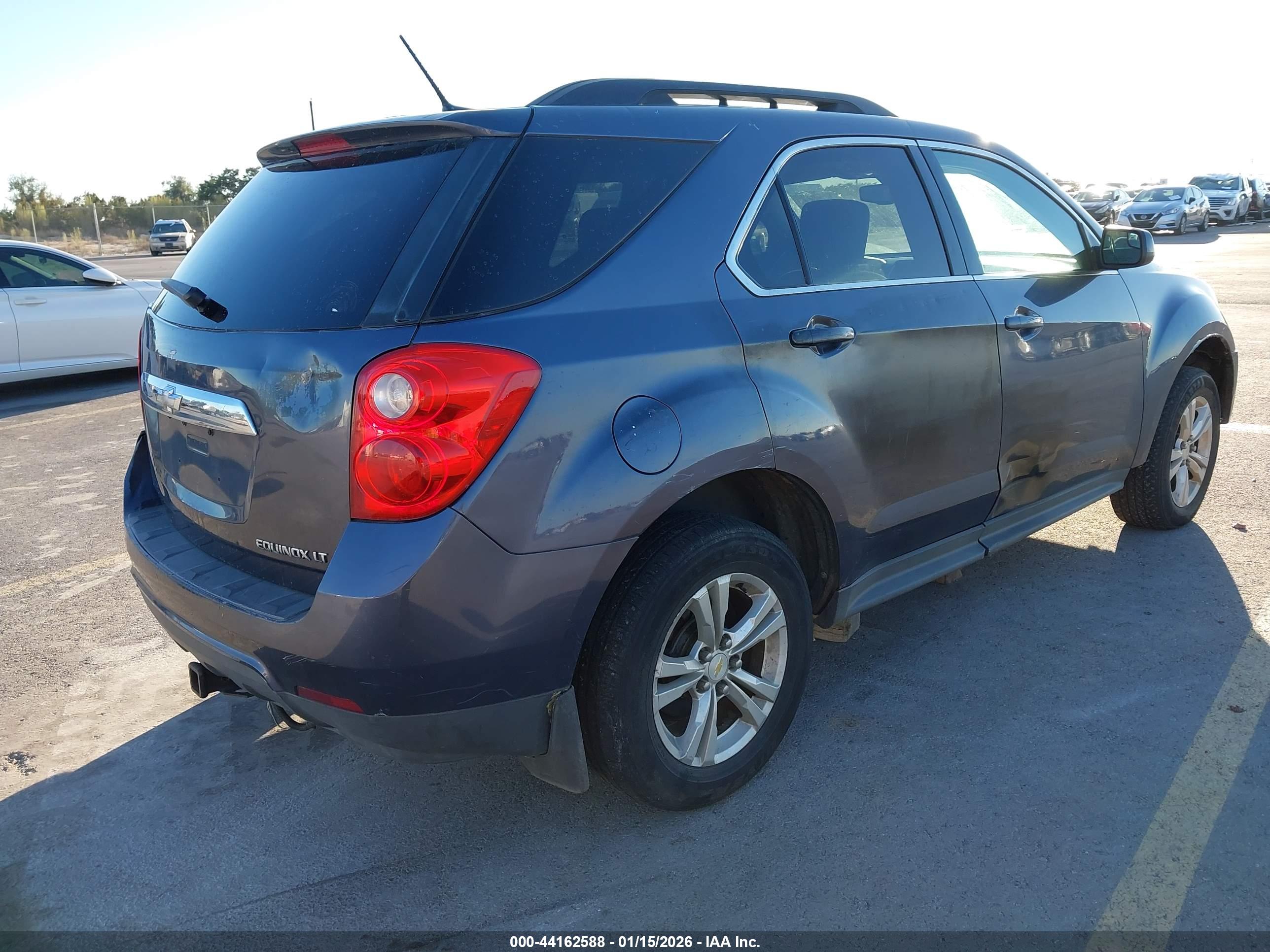 CHEVROLET EQUINOX image 4