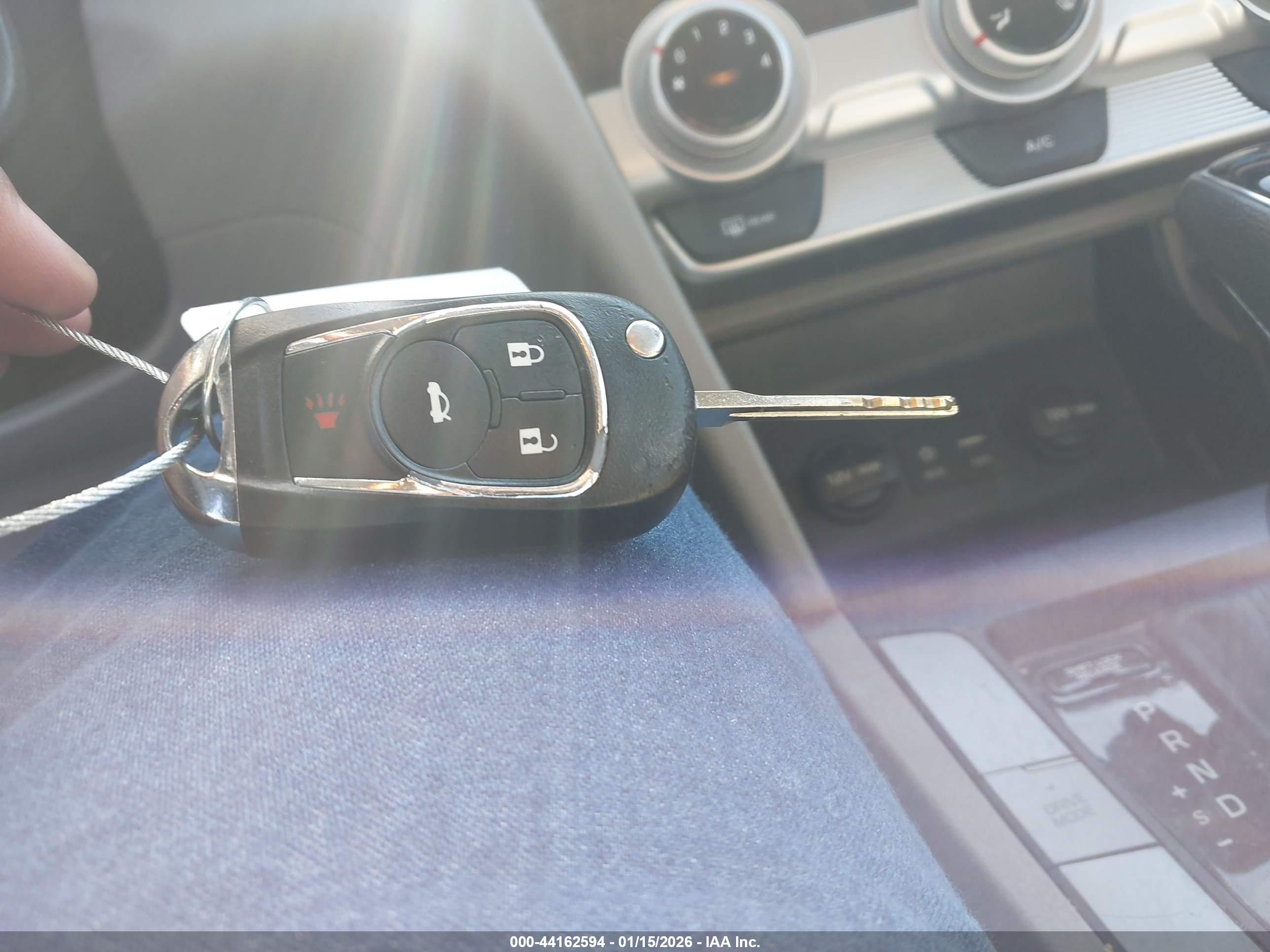 HYUNDAI ELANTRA image 11