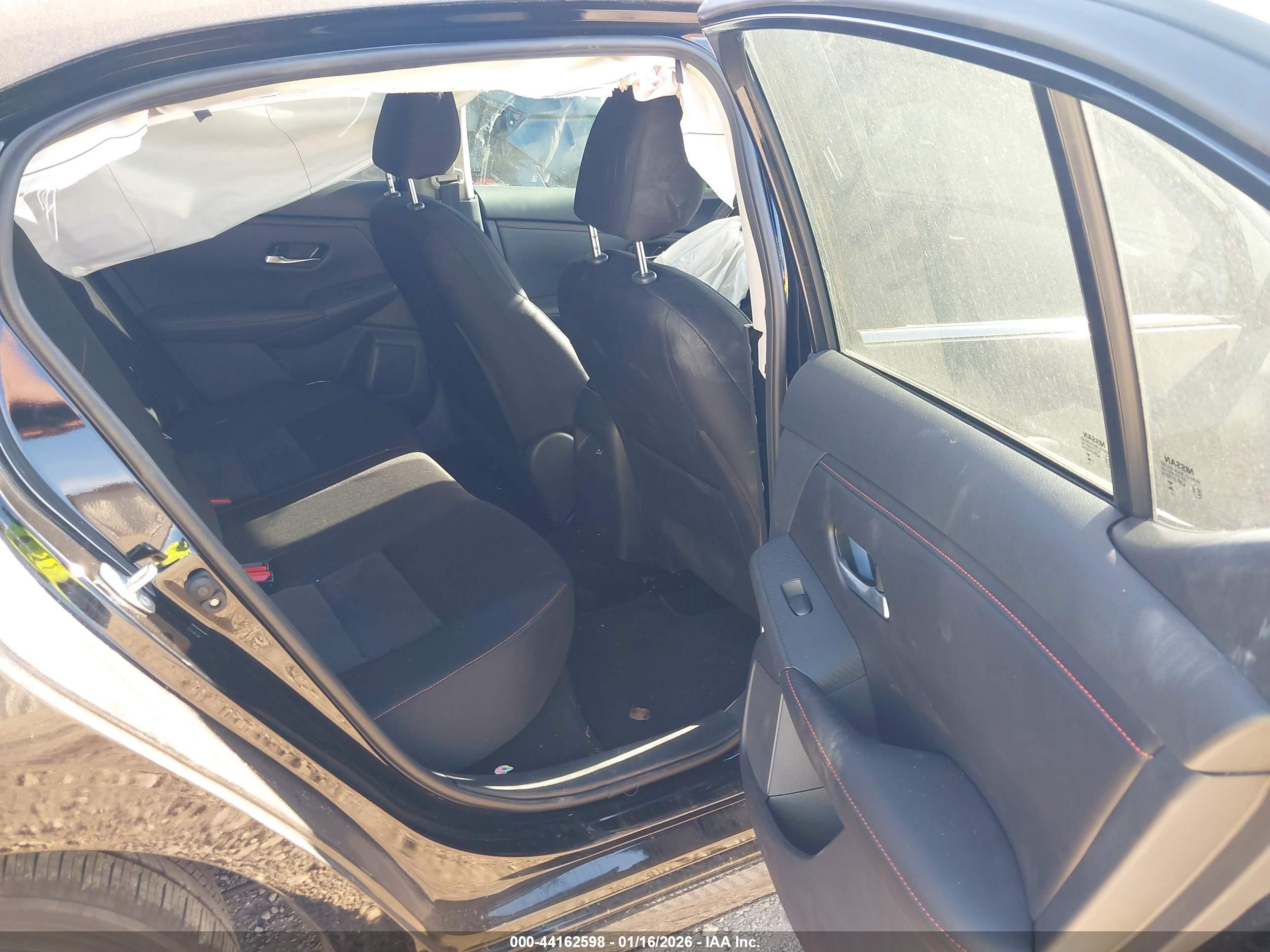 NISSAN SENTRA image 8