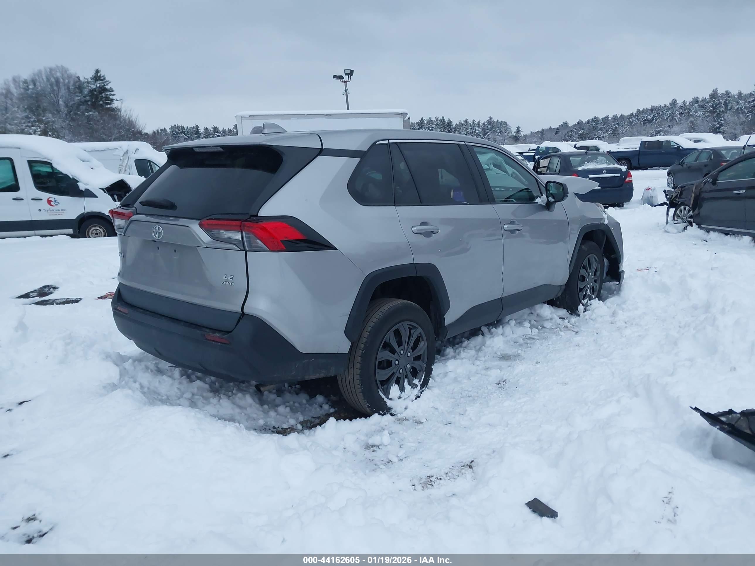 TOYOTA RAV4 image 4