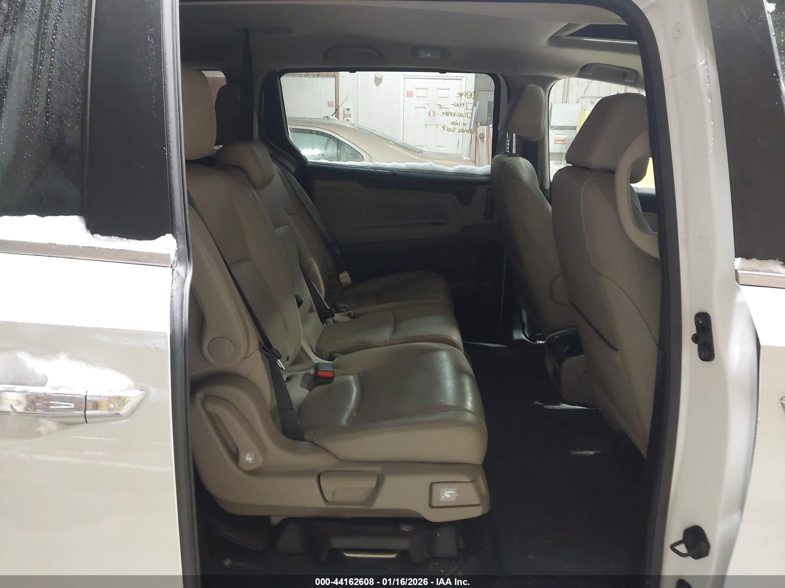 HONDA ODYSSEY image 8