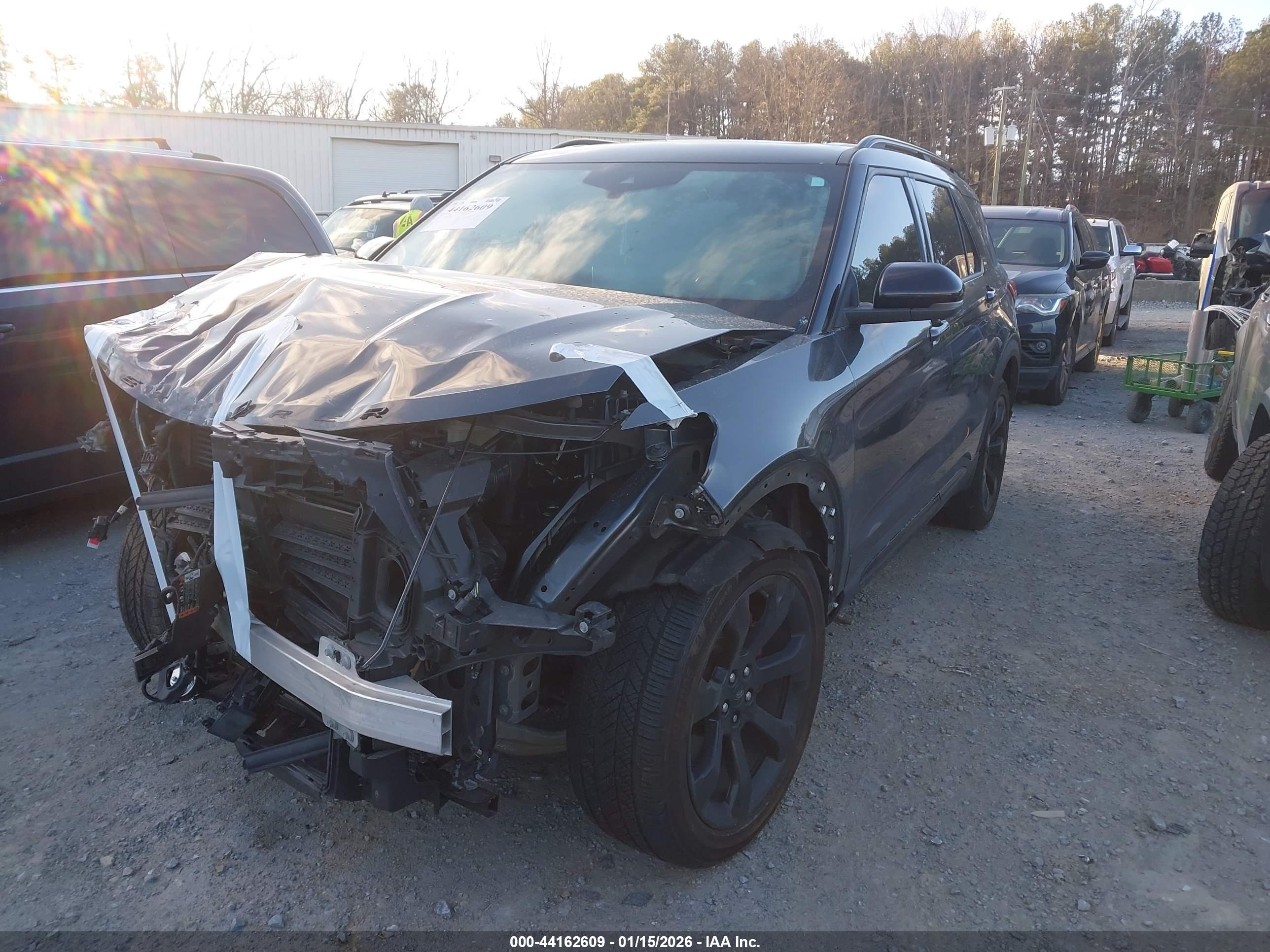 FORD EXPLORER image 2
