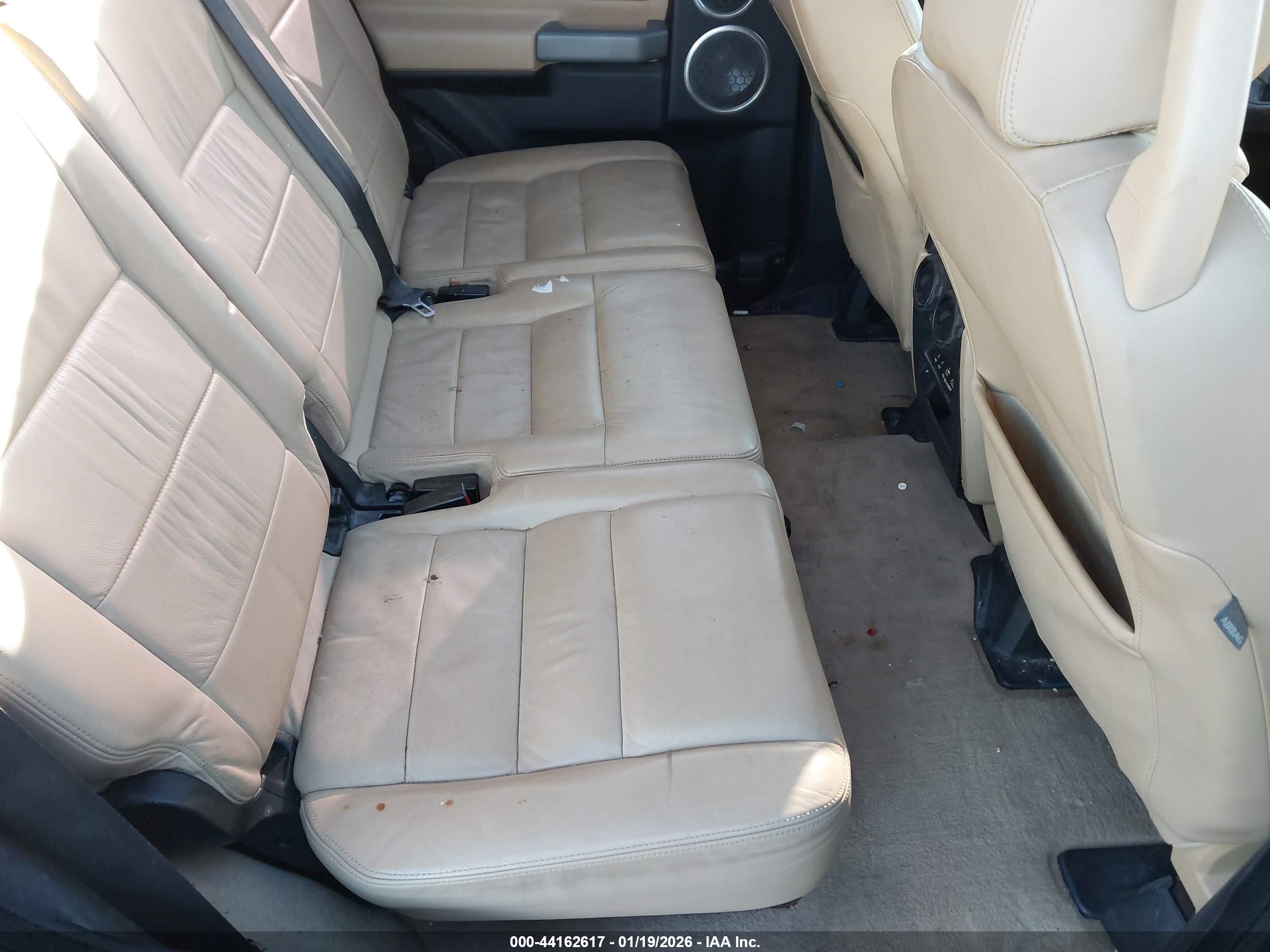 LAND ROVER image 8