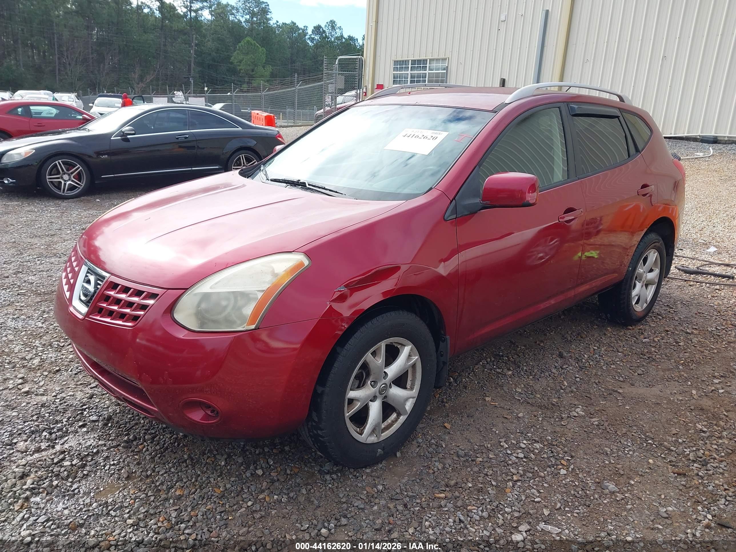 NISSAN ROGUE image 2