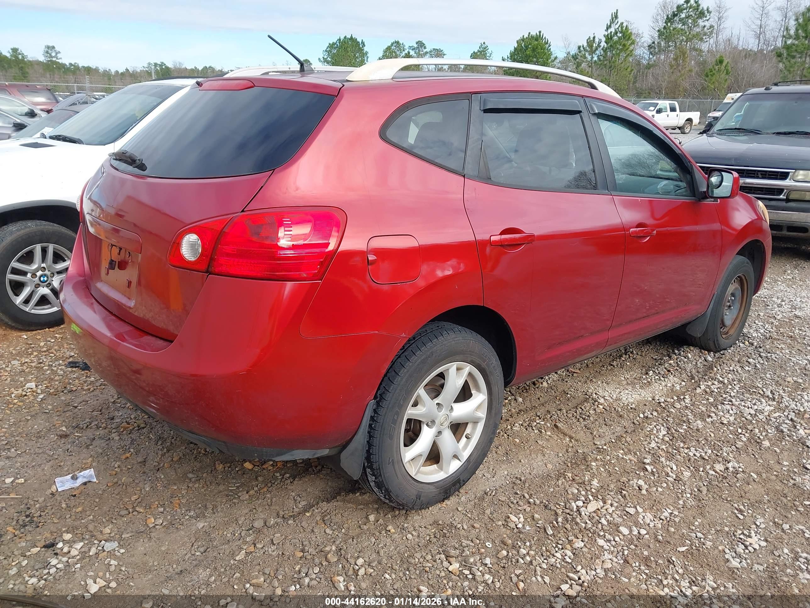 NISSAN ROGUE image 4