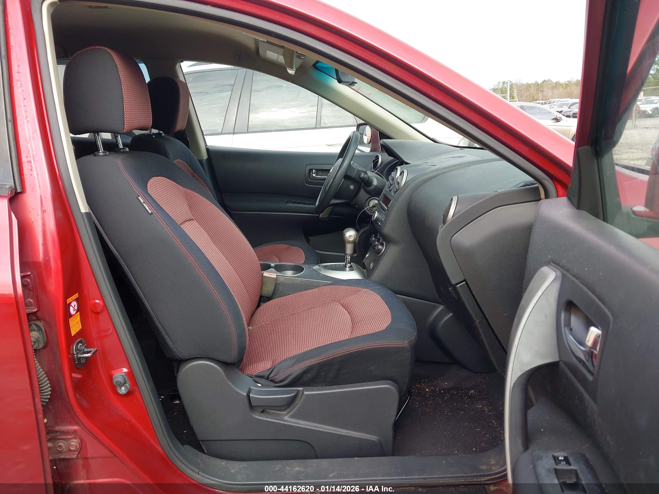 NISSAN ROGUE image 5