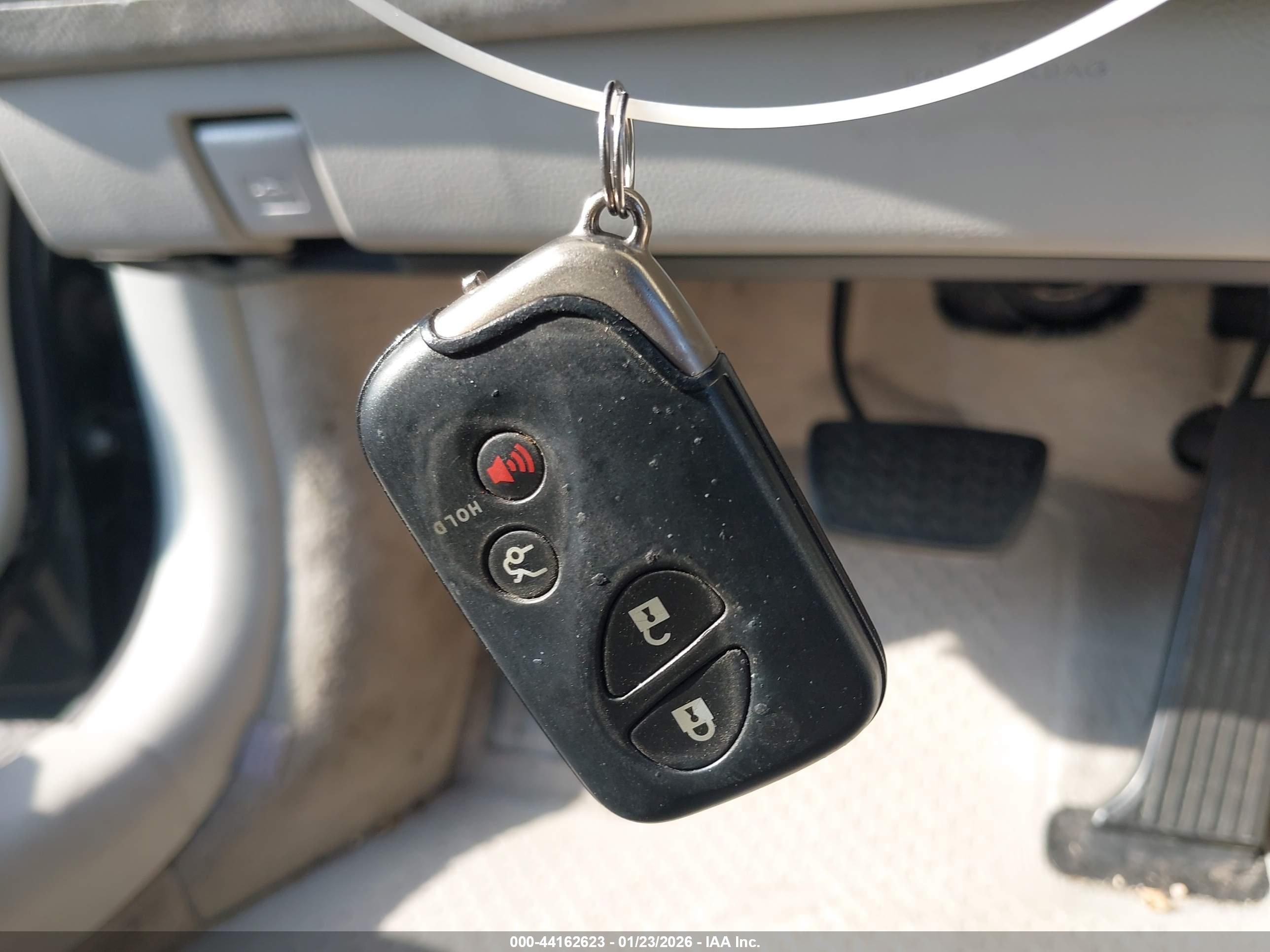 LEXUS LS image 11