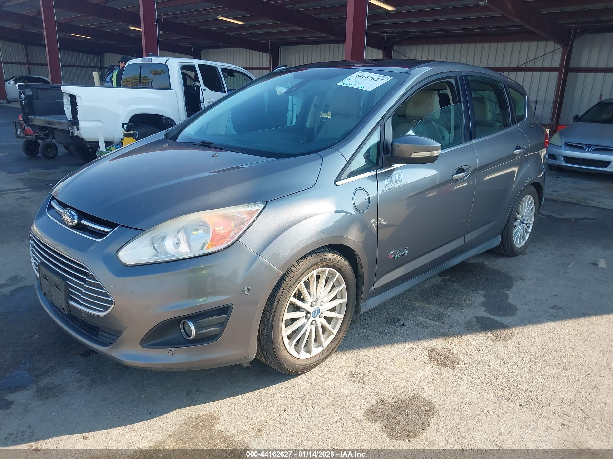 FORD C-MAX image 2